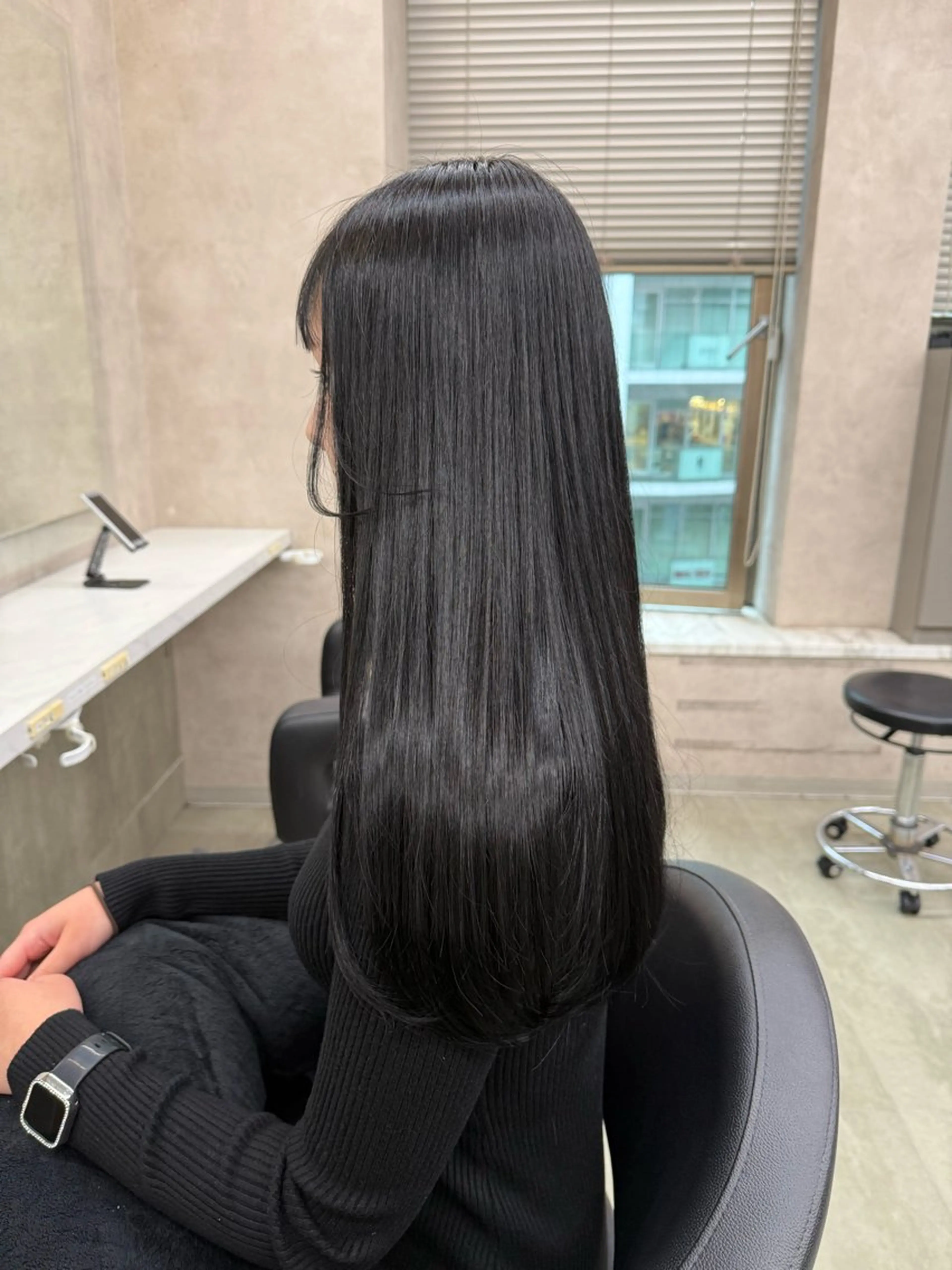 ロング カラー パーマ ヘアアレンジ メンズ キッズ カット ヘアカラー トリートメント ヘッドスパ ヘアセット 上品＆韓国風 🥀海心🥀のヘアスタイル