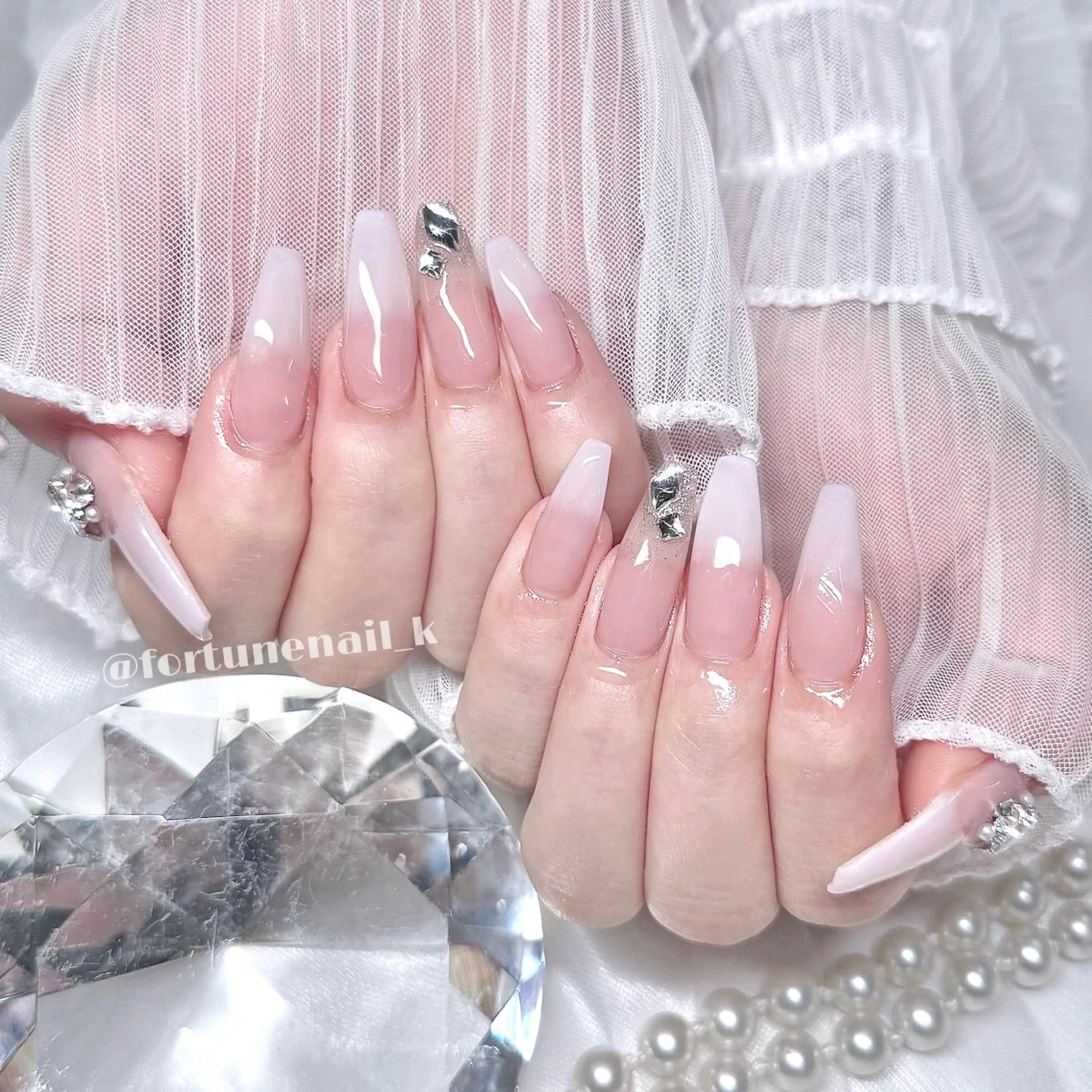 ネイル ハンドネイル 🤍kanane ‎🤍11/19🈳のネイルデザイン