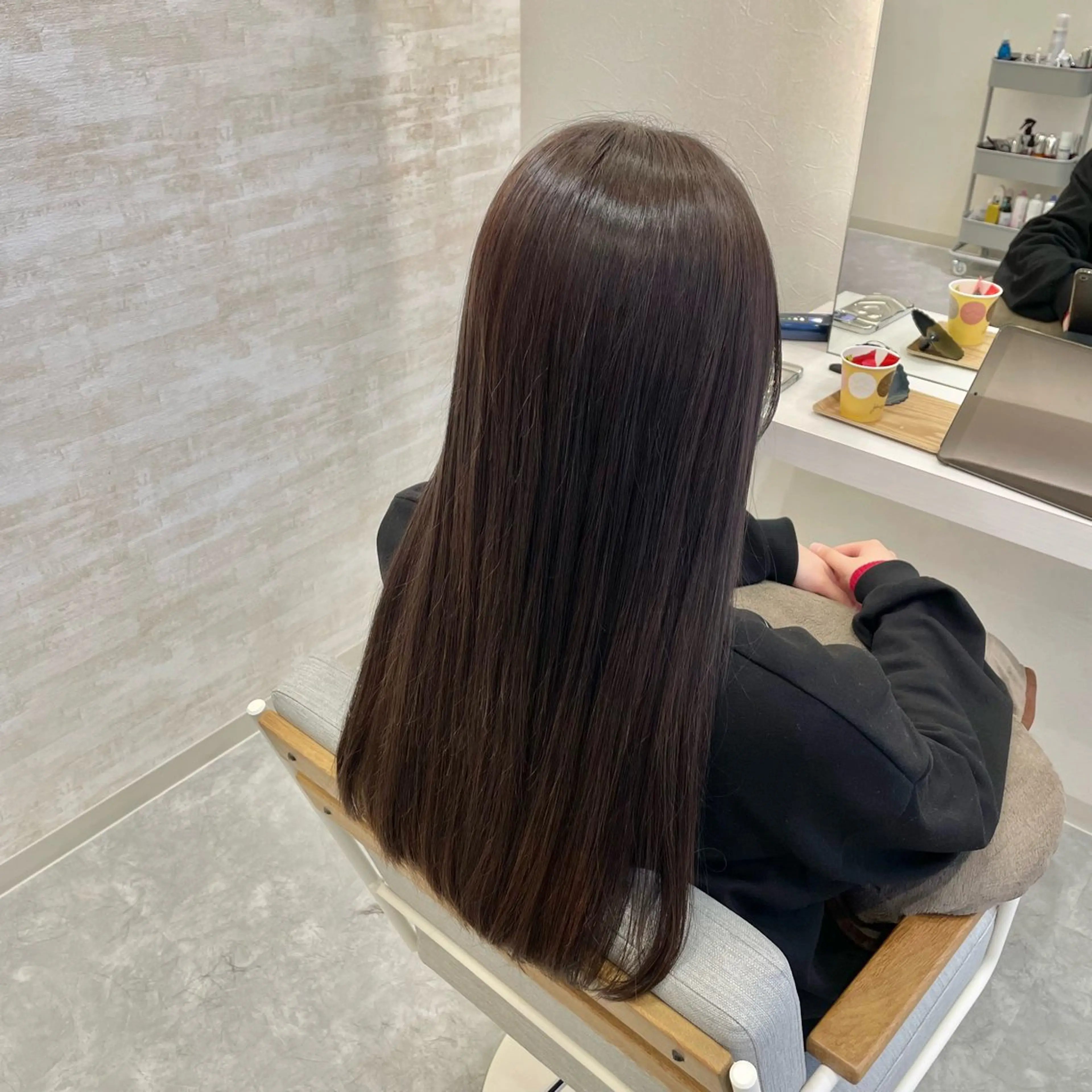 ロング カラー ブリーチ 透明感カラー グレージュ トリートメント カット ヘアカラー トリートメント 髪質改善&ヘアケア /菊池琉那のヘアスタイル