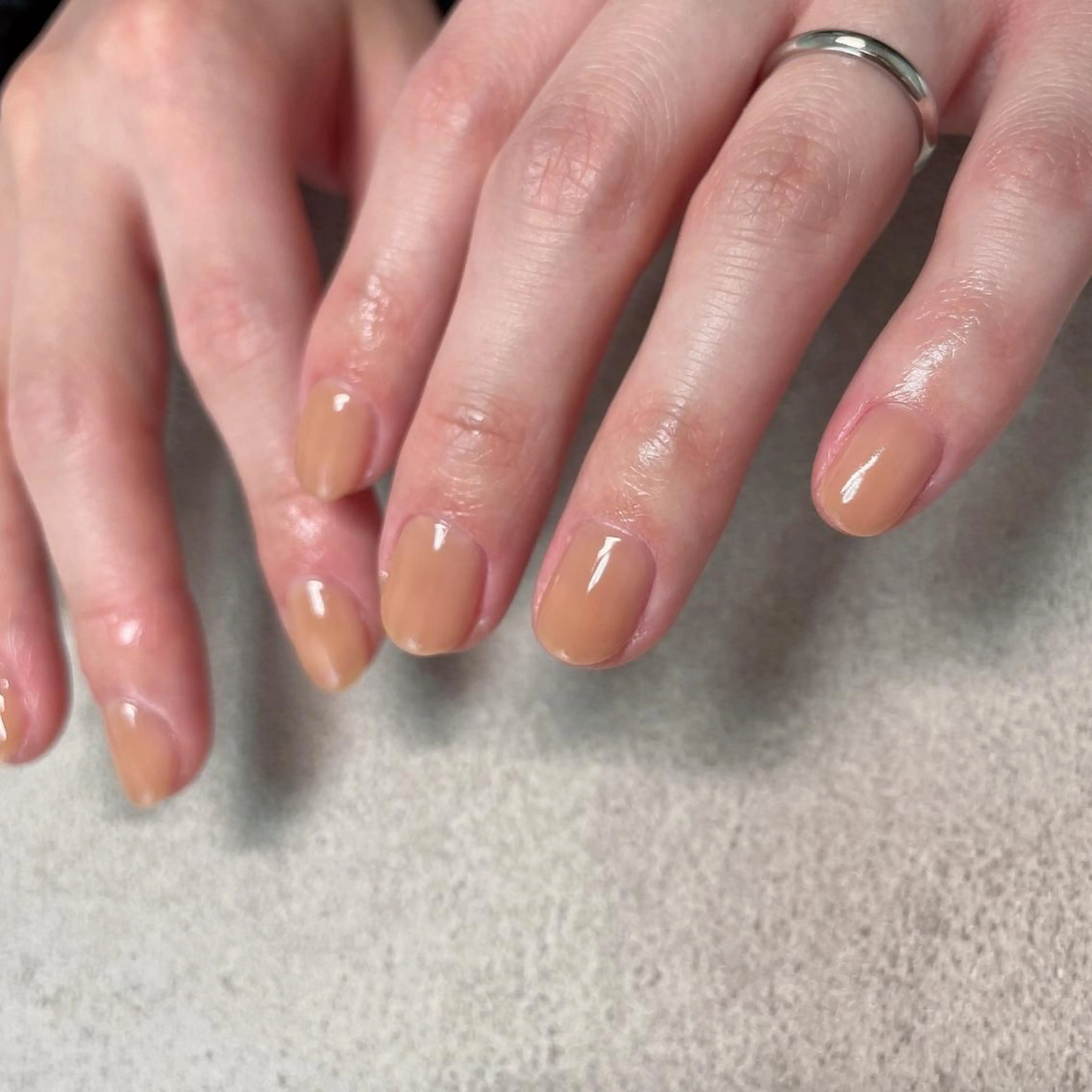 ネイル オフィスネイル オレンジ ハンドネイル lilbondir. chiharuのネイルデザイン