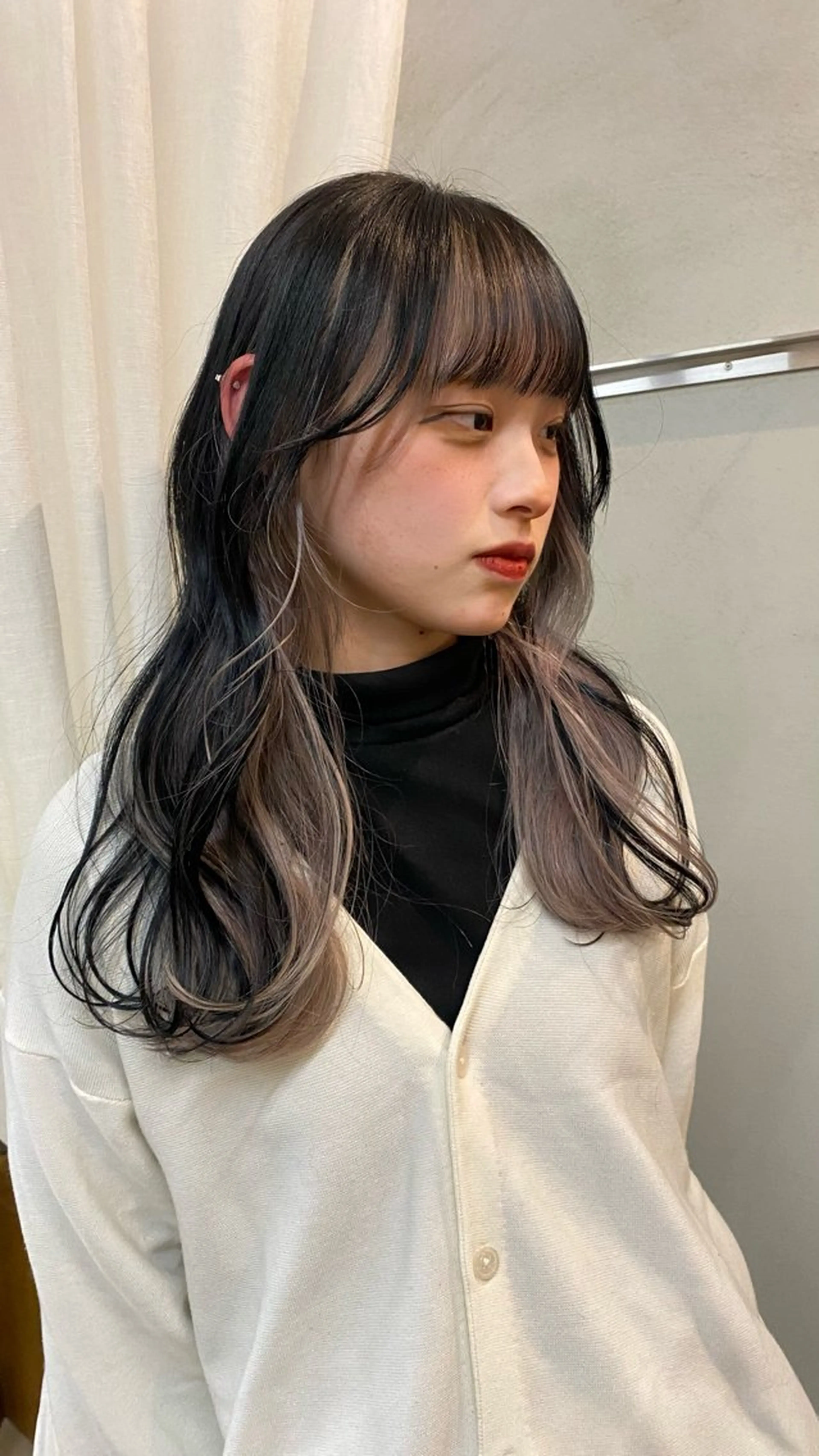 ロング カラー ベージュカラー 黒髪 デザインカラー NIKO/名古屋/ 伏見/花屋併設のヘアスタイル