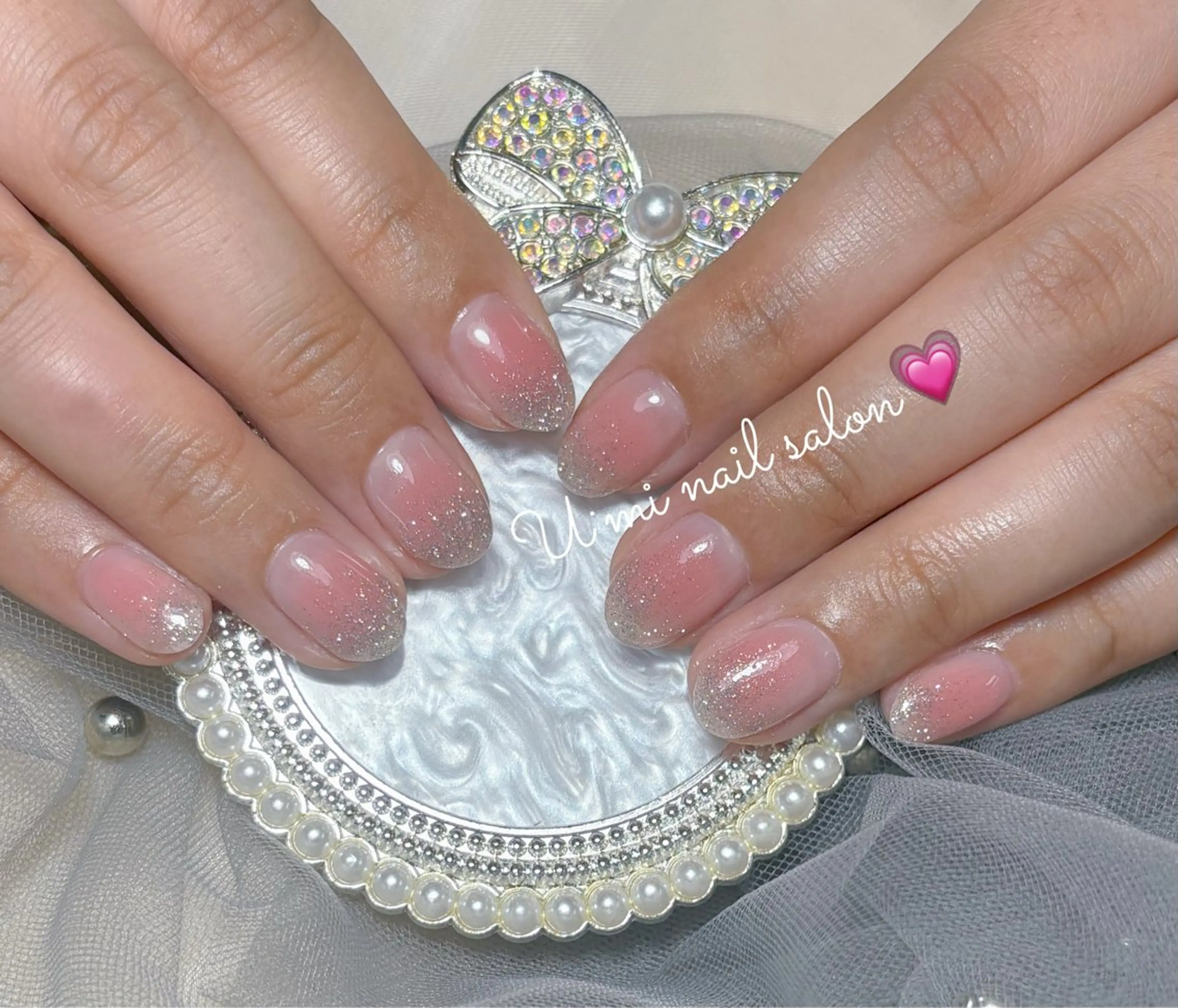 ネイル チークネイル フラッシュネイル グラデーション U·Mi nail salon所属・U·Mi 上野御徒町容のネイルデザイン