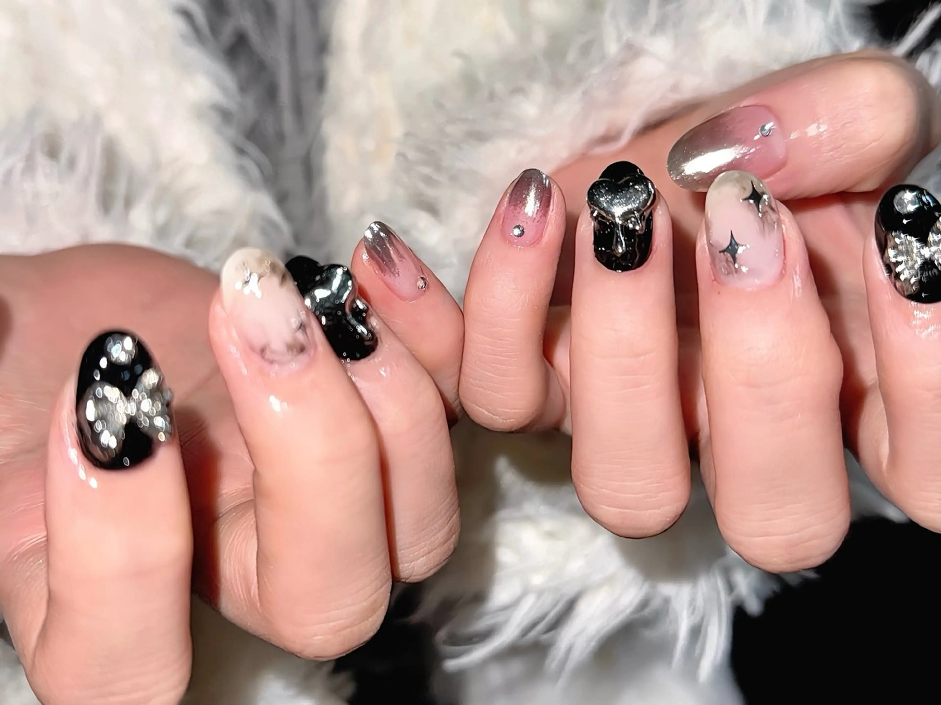 ネイル ハート ニュアンスネイル リボン ホワイト ハンドネイル 🫧OPELIA NAIL渋谷🫧のネイルデザイン