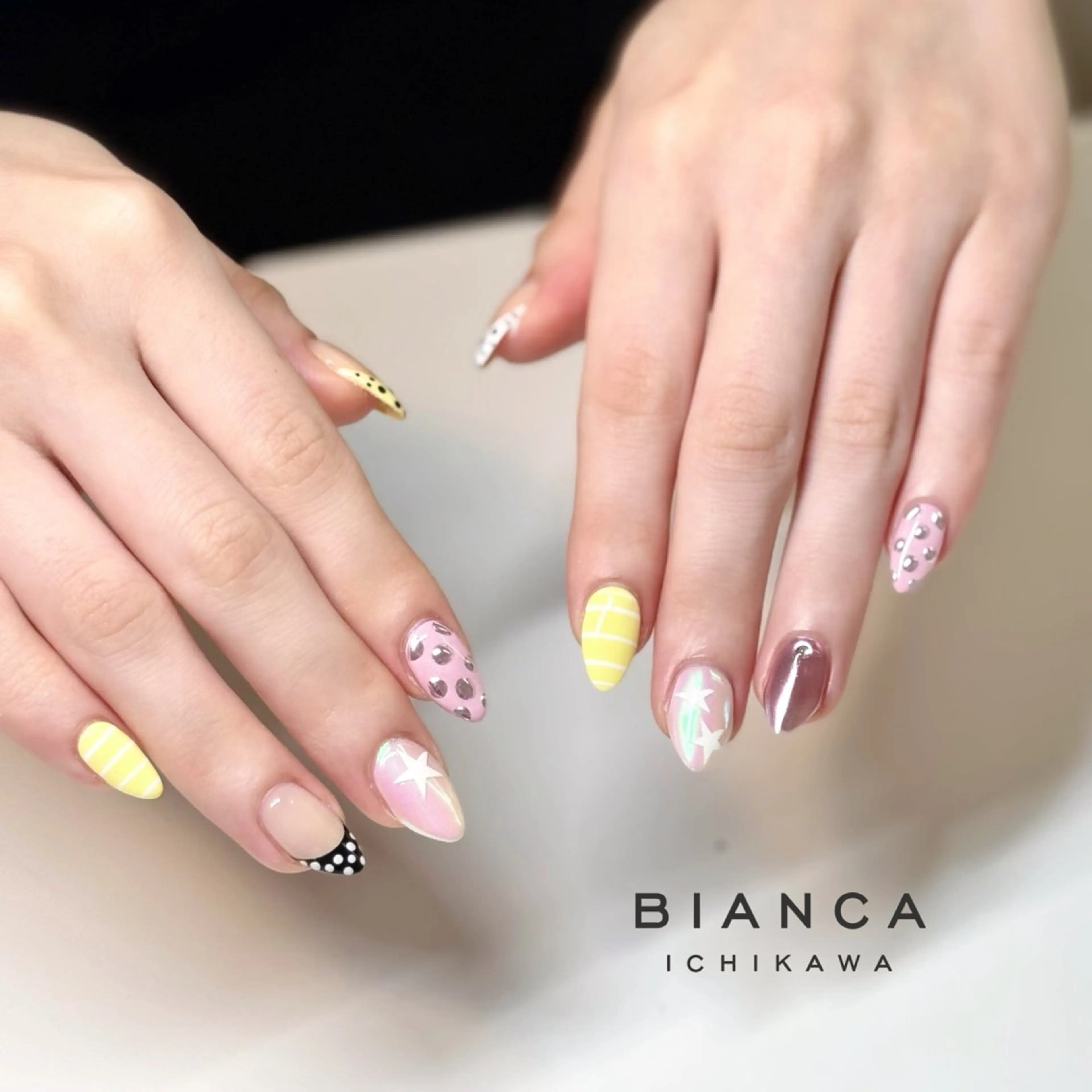 ネイル ハンドネイル 🕊️Bianca 児玉🕊️のネイルデザイン