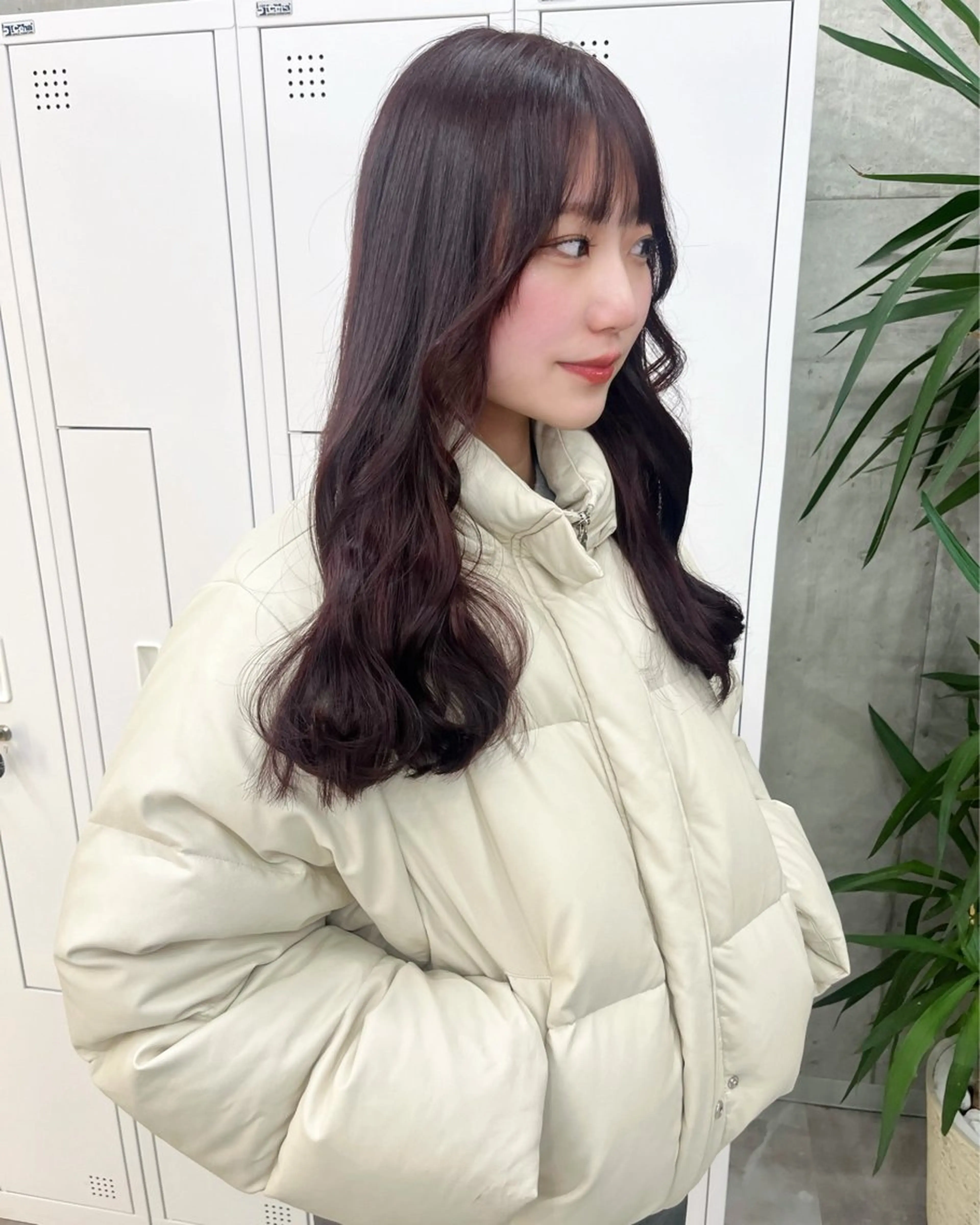 ロング カラー レッドカラー 🩷Yui🩷 大人可愛い艶カラーのヘアスタイル