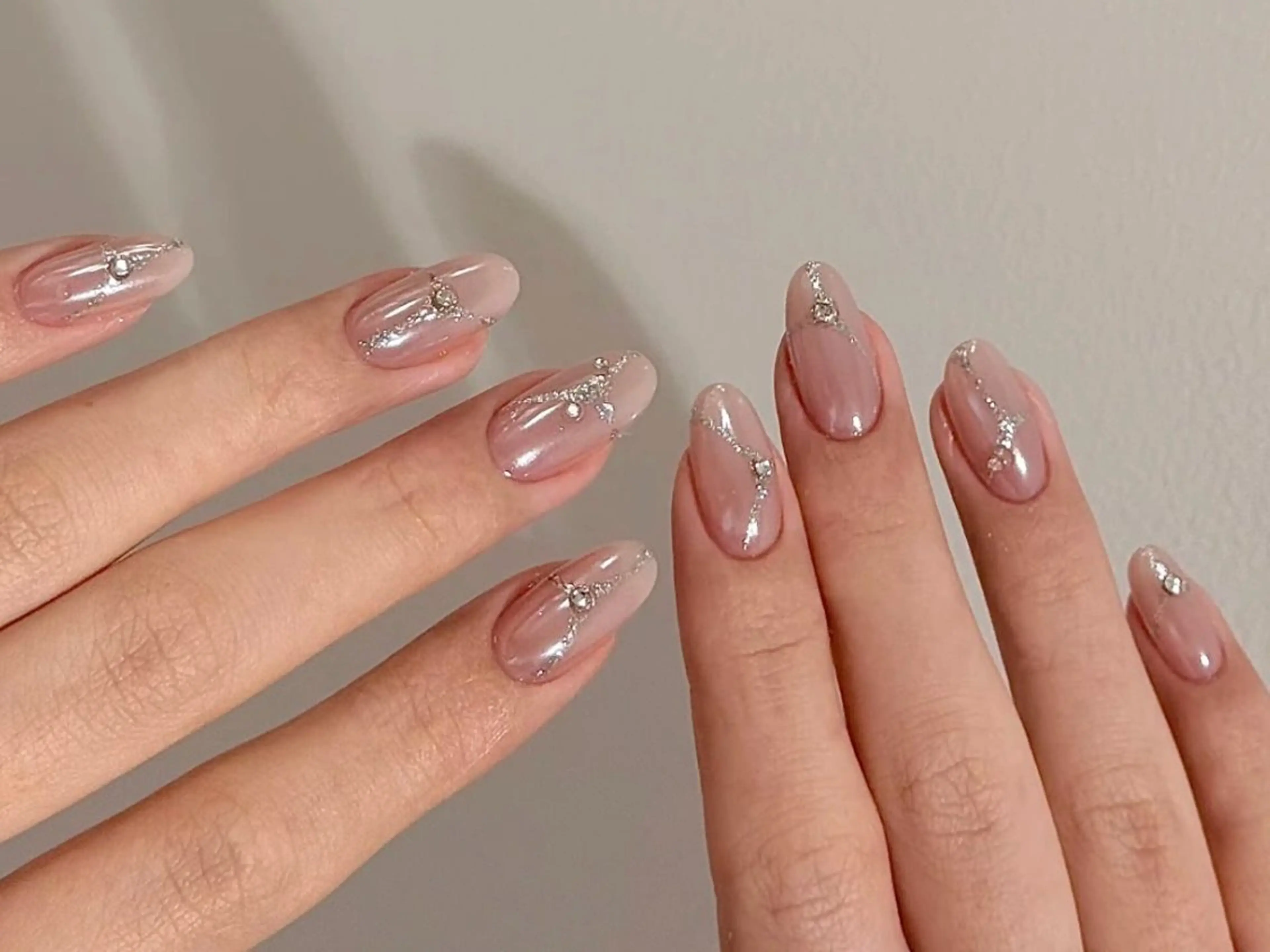 セミロング ハンドネイル Chic Muse nail salonのネイルデザイン