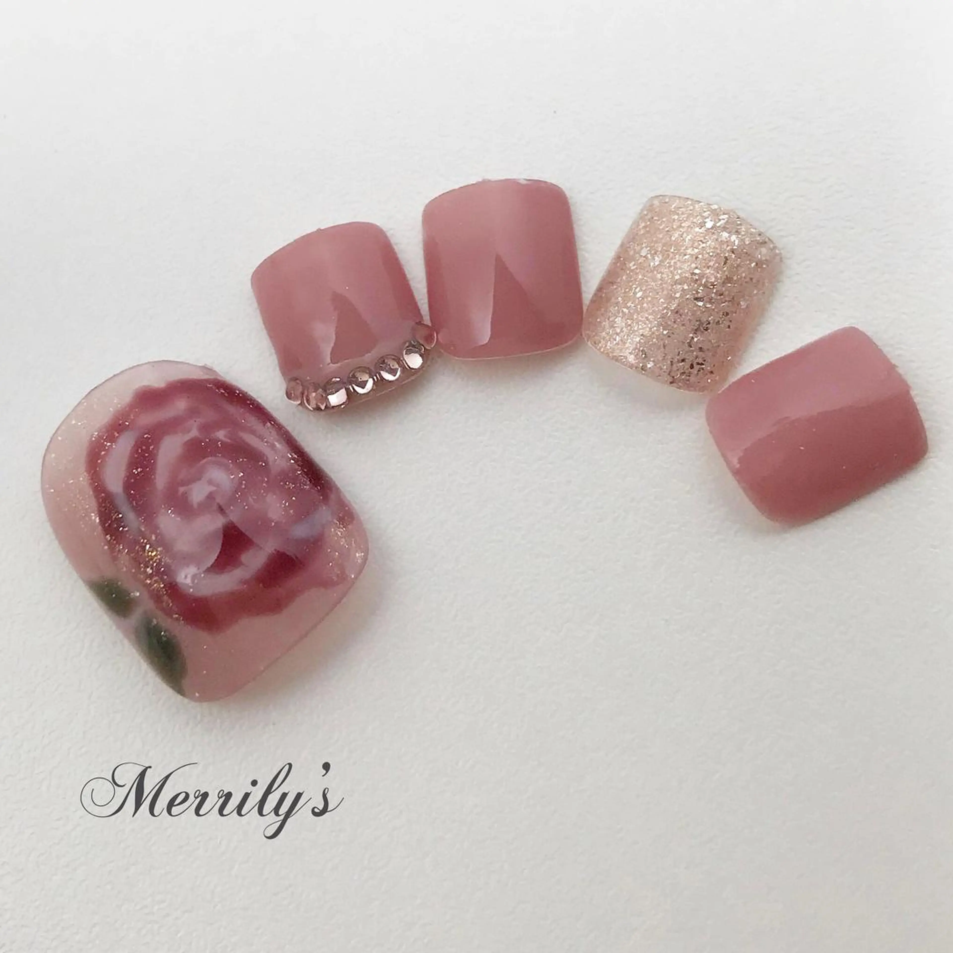 ネイル Merrily's所属・Merrily's Hagi Minaのネイルデザイン