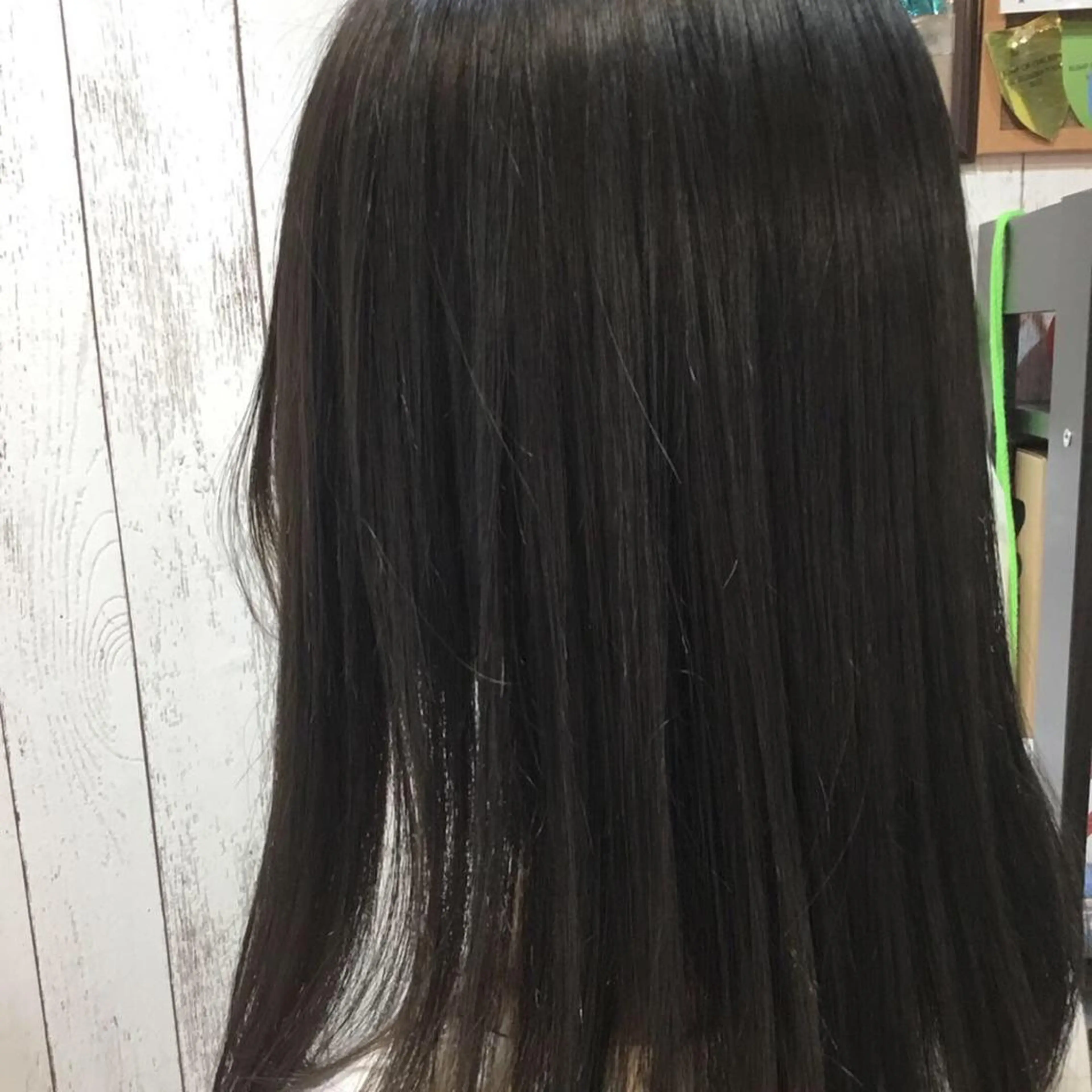 セミロング カラー パーマ embrace エンブレイスのヘアスタイル