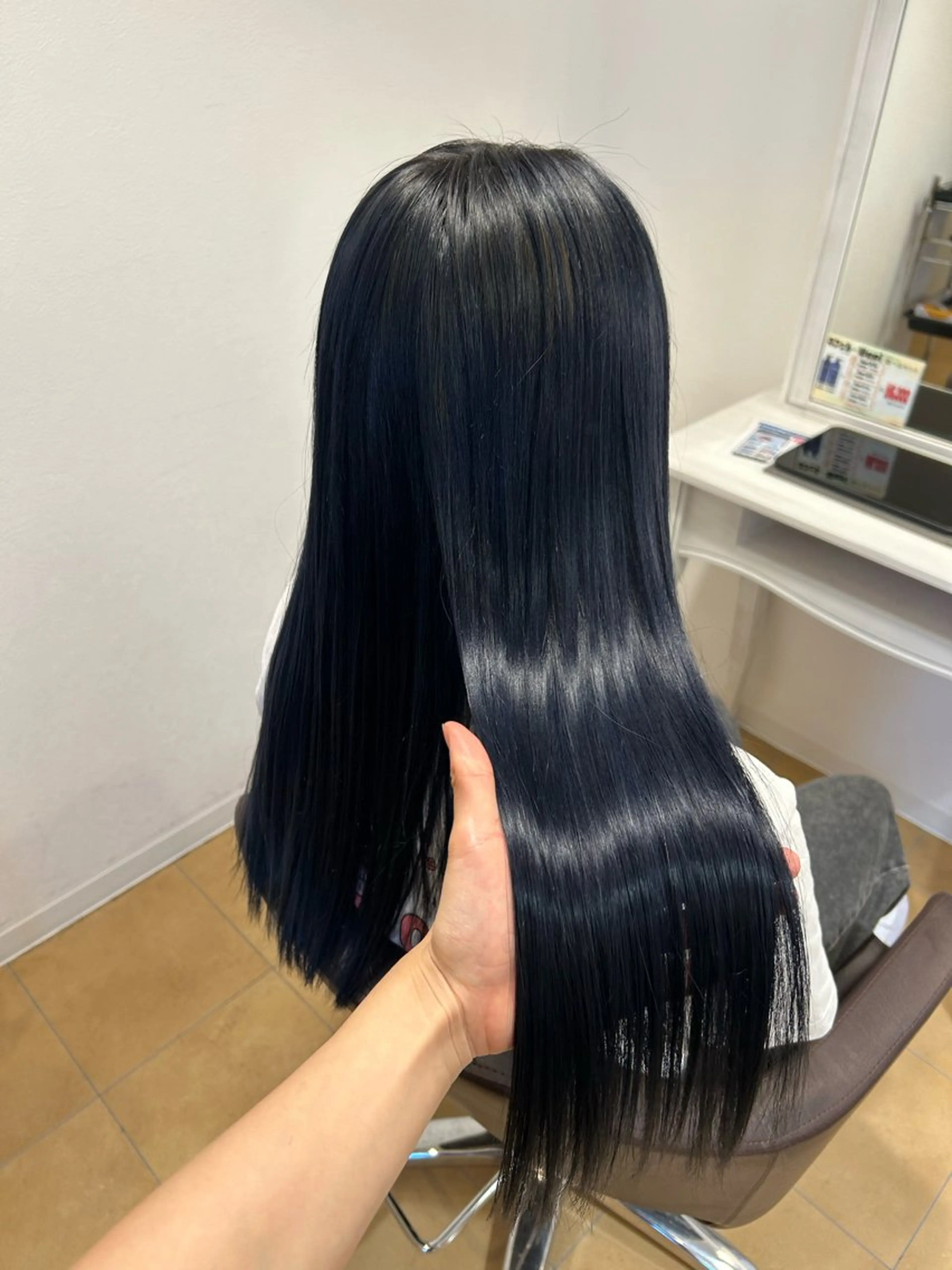 カラー ヘアカラー 今中 紗英のヘアスタイル