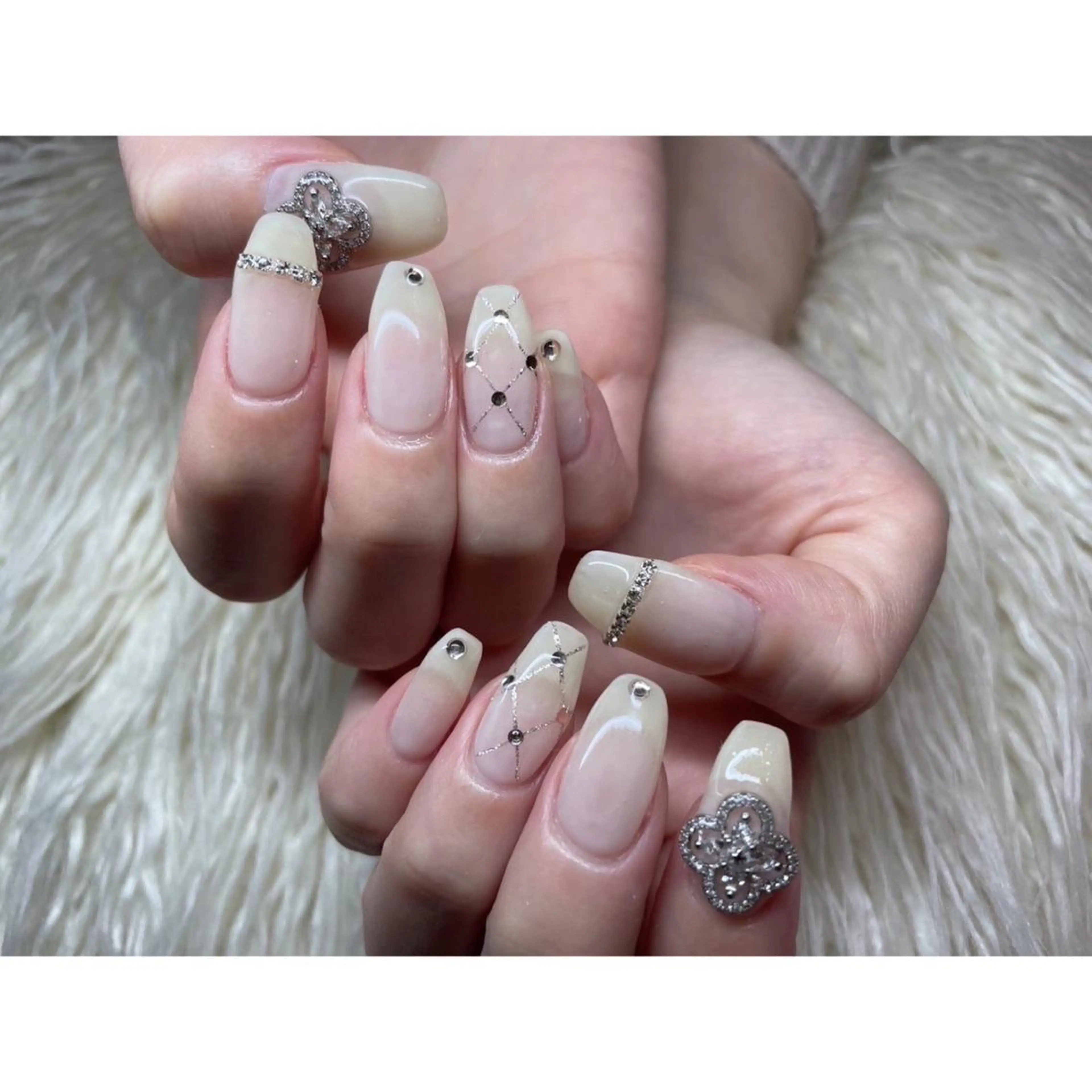 ネイル シンプルネイル ワンホンネイル ハンドネイル フットネイル Nail salon LuaRのネイルデザイン