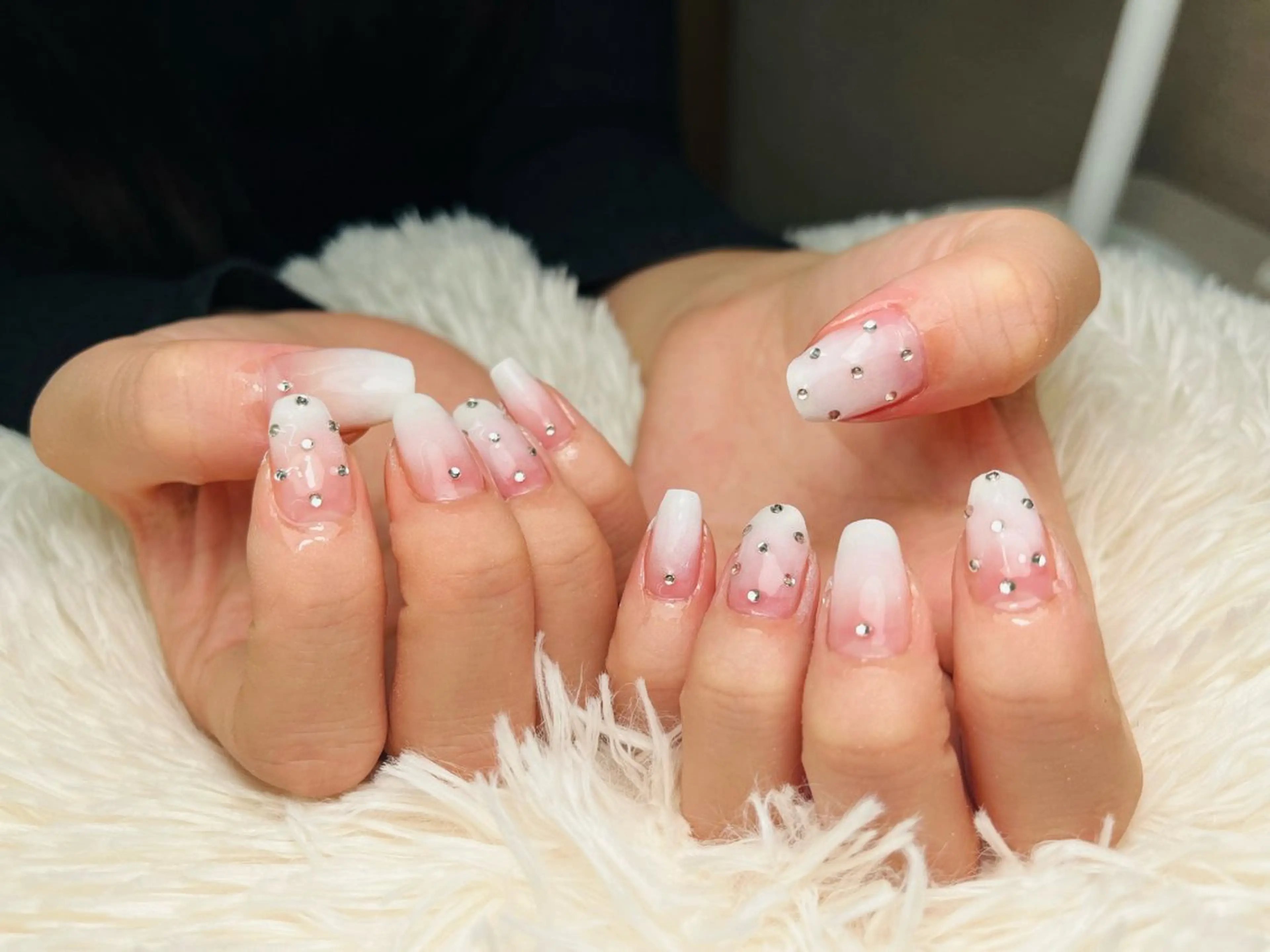 🎀チップ長さ出し10本＋アート6本コース🎀持ち込み🆗✨初回ソフトジェルオフ込みの写真