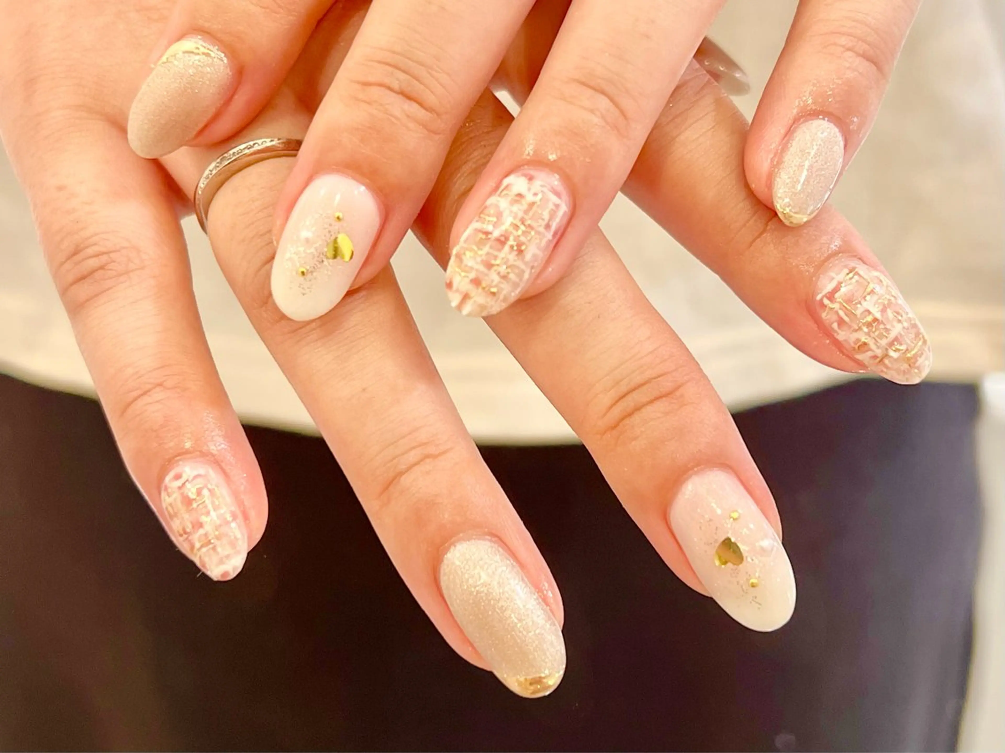 ミディアム ハンドネイル eyelash  & nail Noi 松戸店【ノイ】所属・武田 莉咲のネイルデザイン