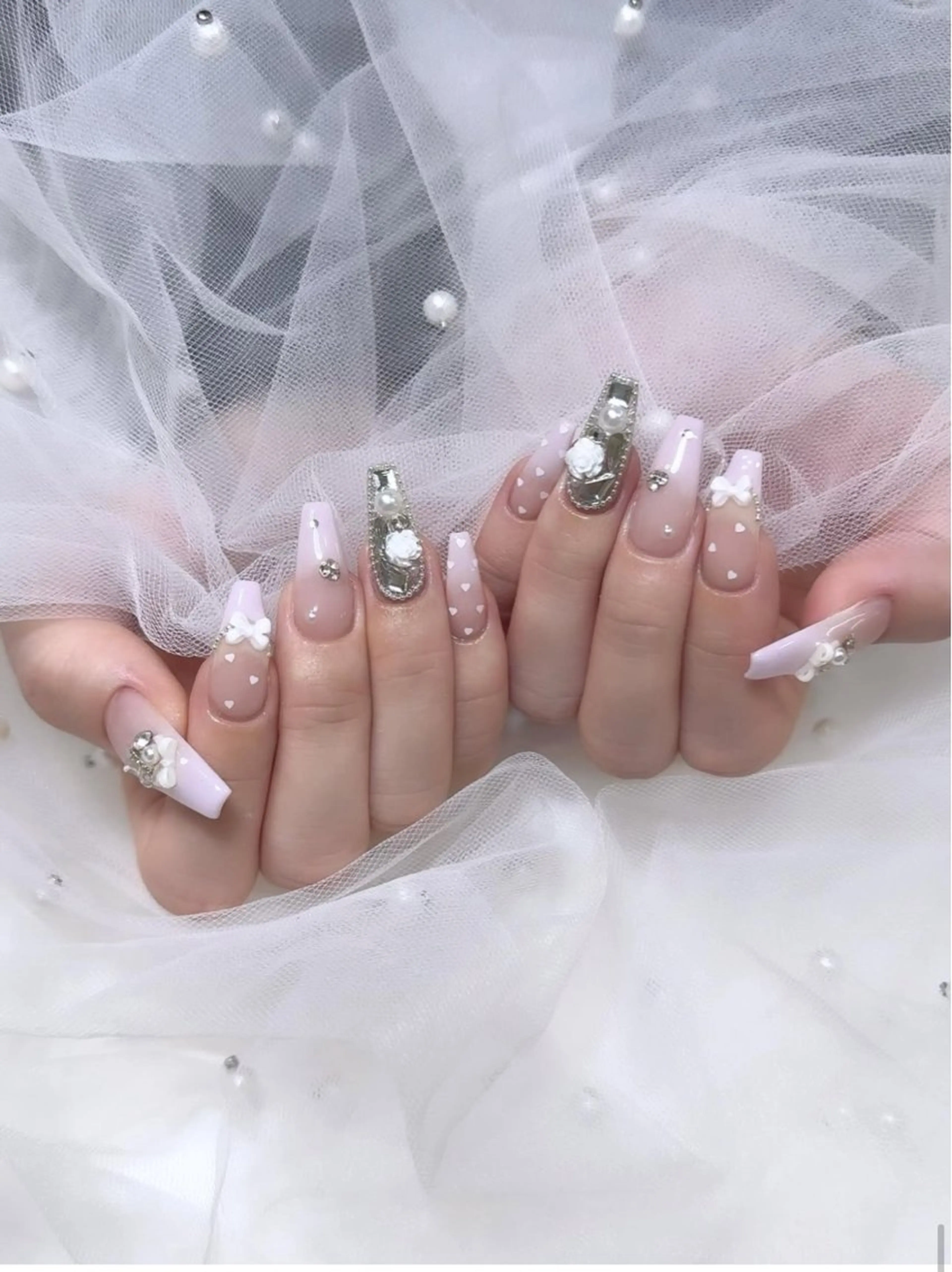 ネイル アニマル柄 オーロラネイル チークネイル フラッシュネイル ジェルネイル ハンドネイル T.A Nail Salon所属・T.A Nail Salonのその他イメージ