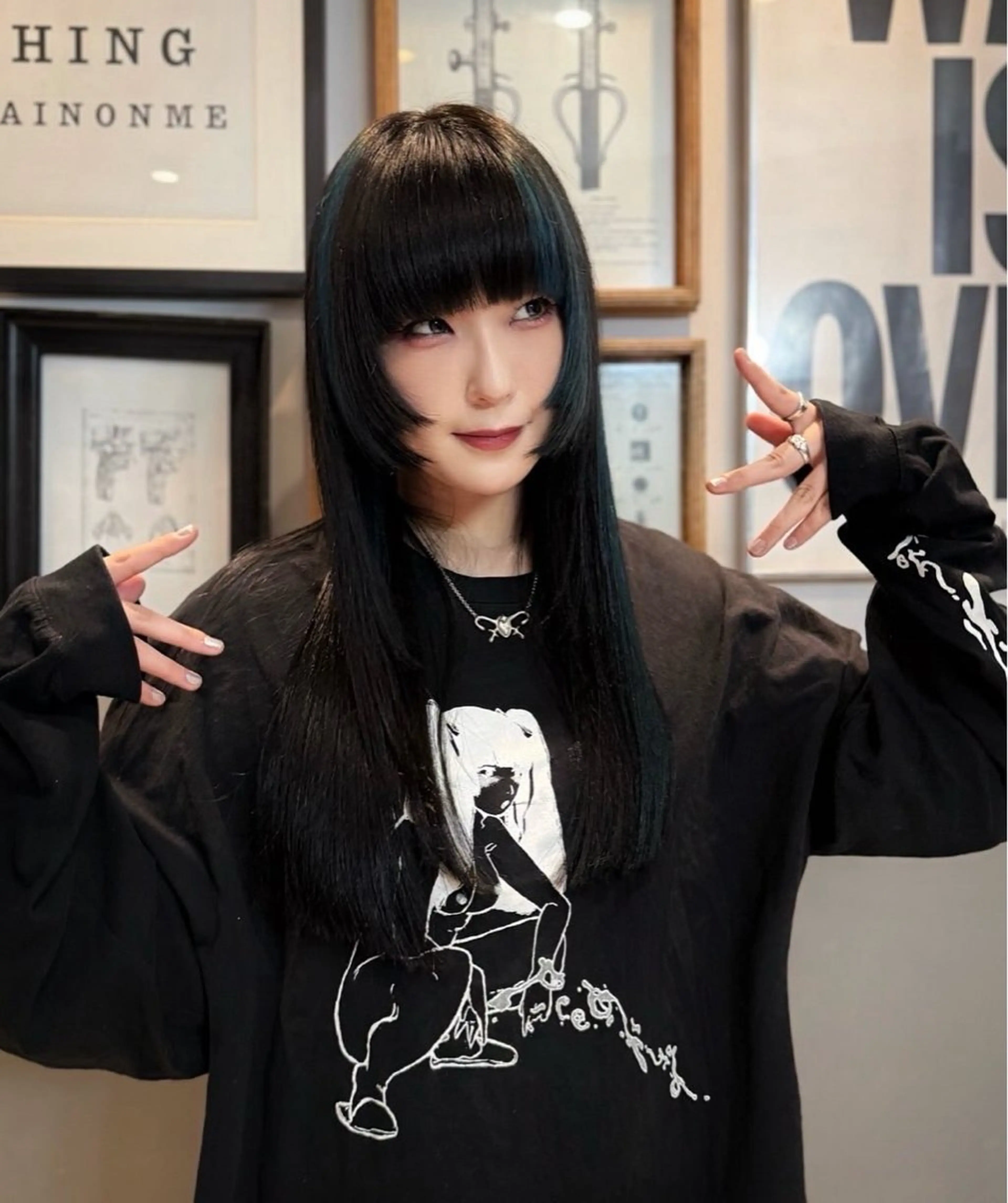 ロング カラー カット ヘアカラー トリートメント 優 作のヘアスタイル