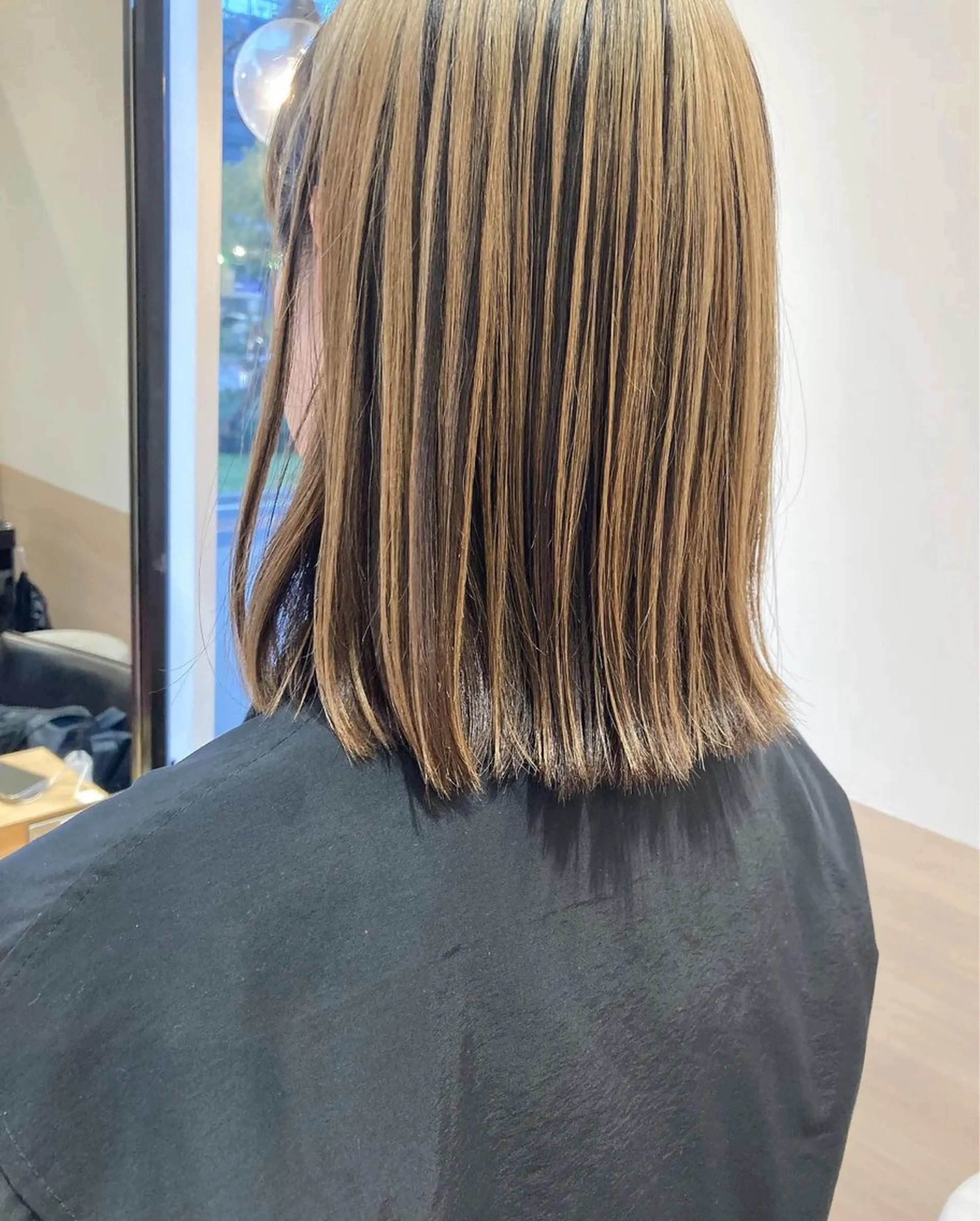 ミディアム カラー ハイトーンカラー カット ヘアカラー トリートメント icie所属・大阪ヴィーガンサロン KANAKOのヘアスタイル