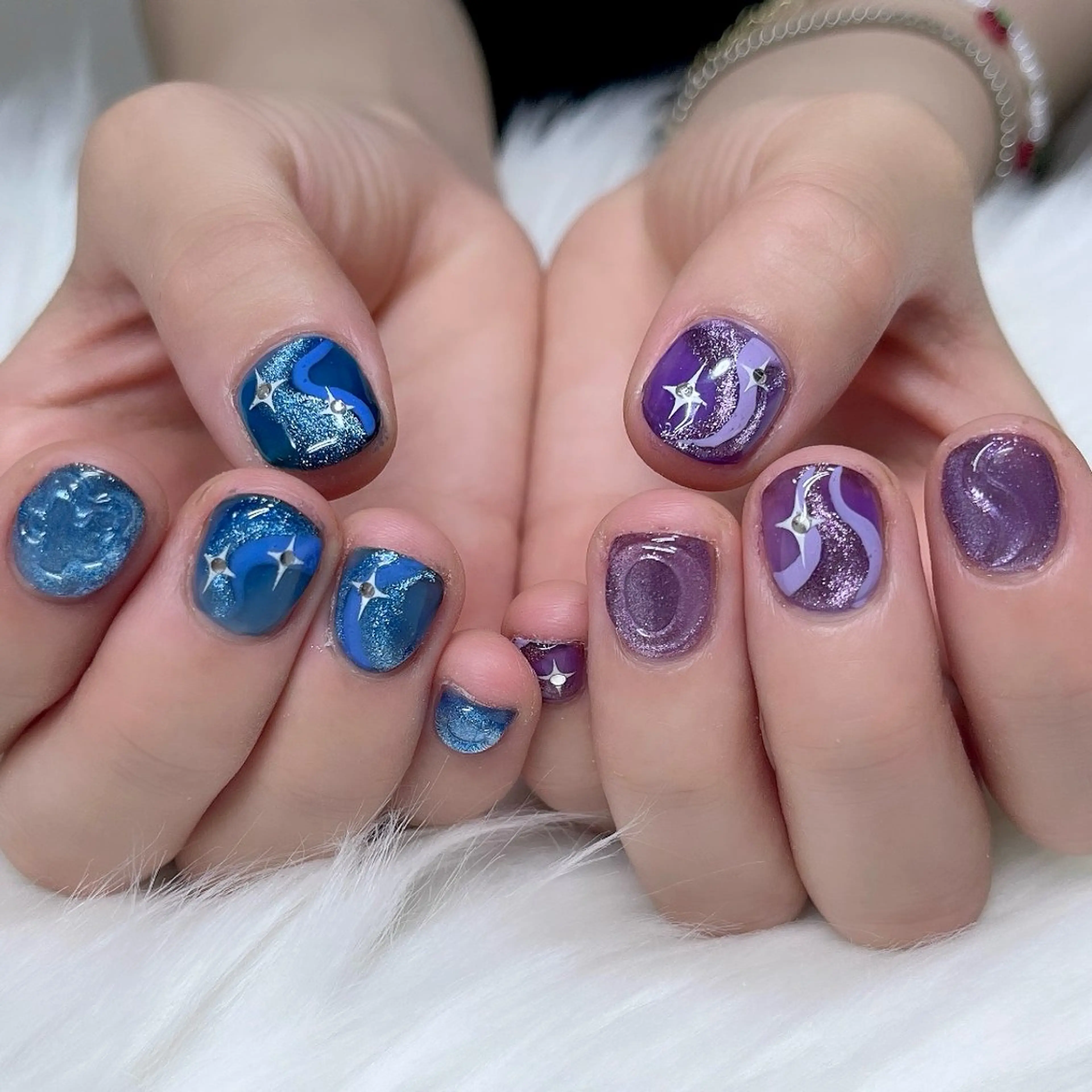 ネイル アートネイル キラキラネイル 韓国ネイル ラメ(グリッター) ロングネイル ハンドネイル 🐕🦺Yappy 💗A-tanのネイルデザイン
