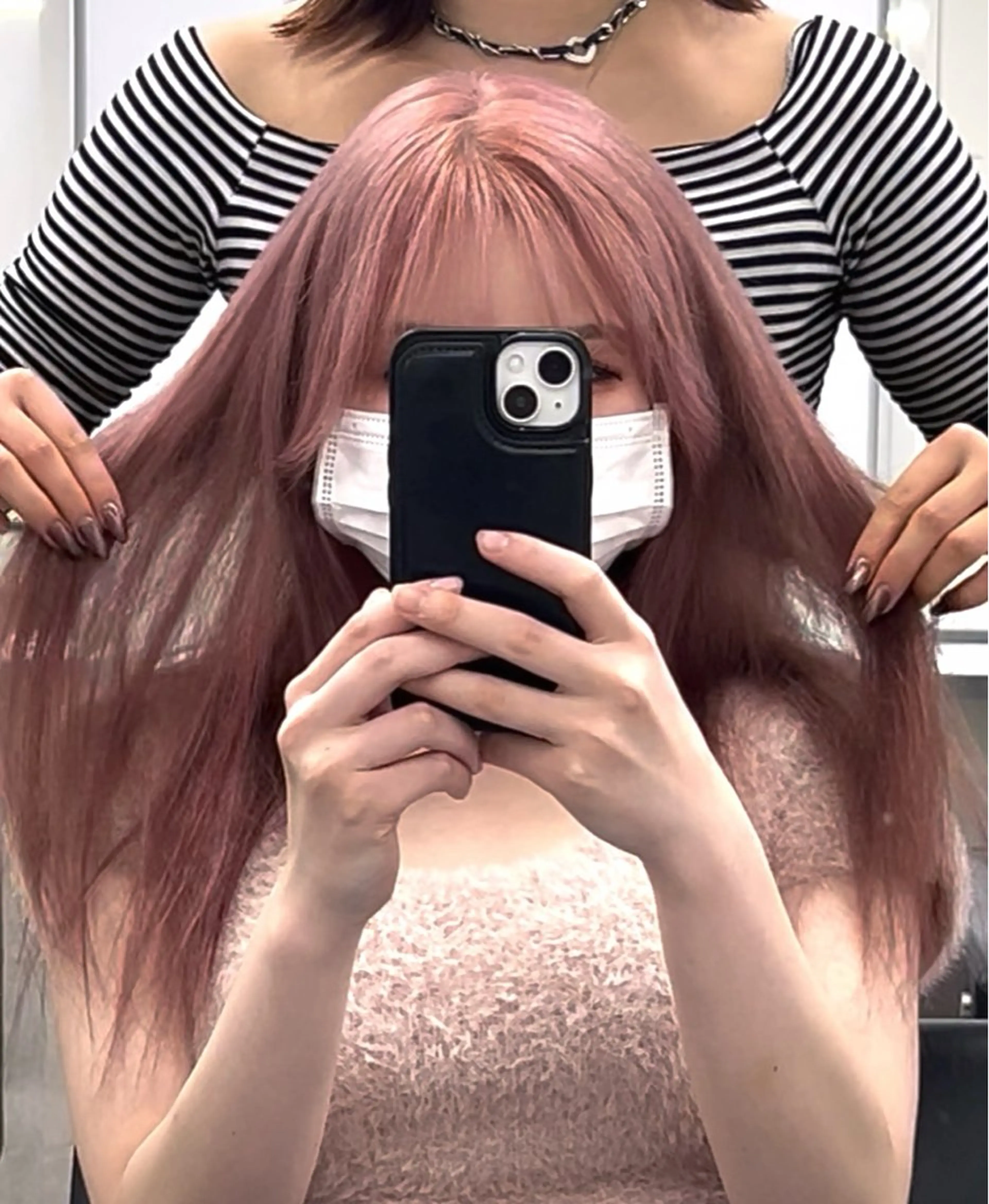 ロング カラー ヘアカラー MOE🌙 博多ハイトーンのヘアスタイル