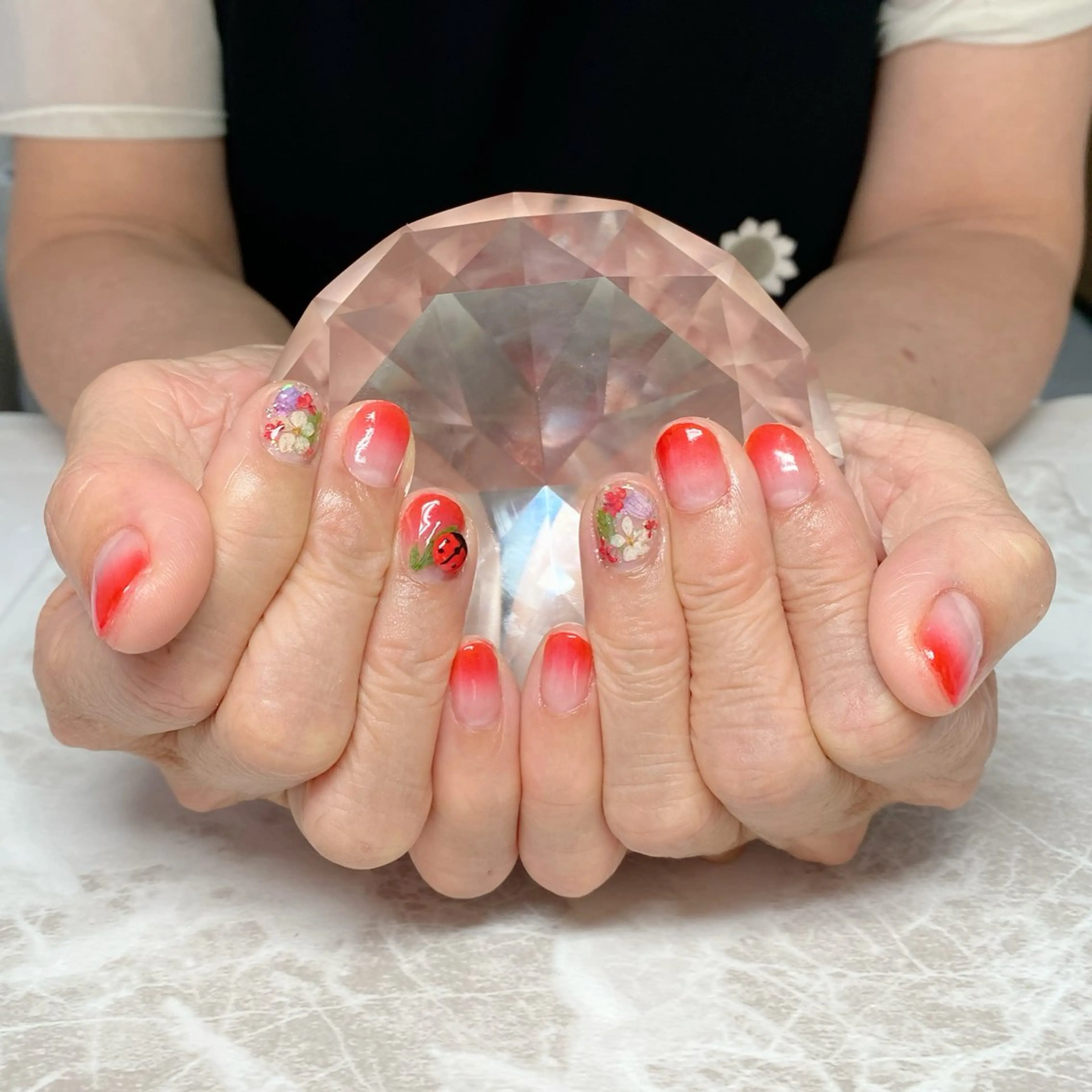 ネイル ハンドネイル ゆぴねいる所属・ゆぴねいる yupinailのネイルデザイン
