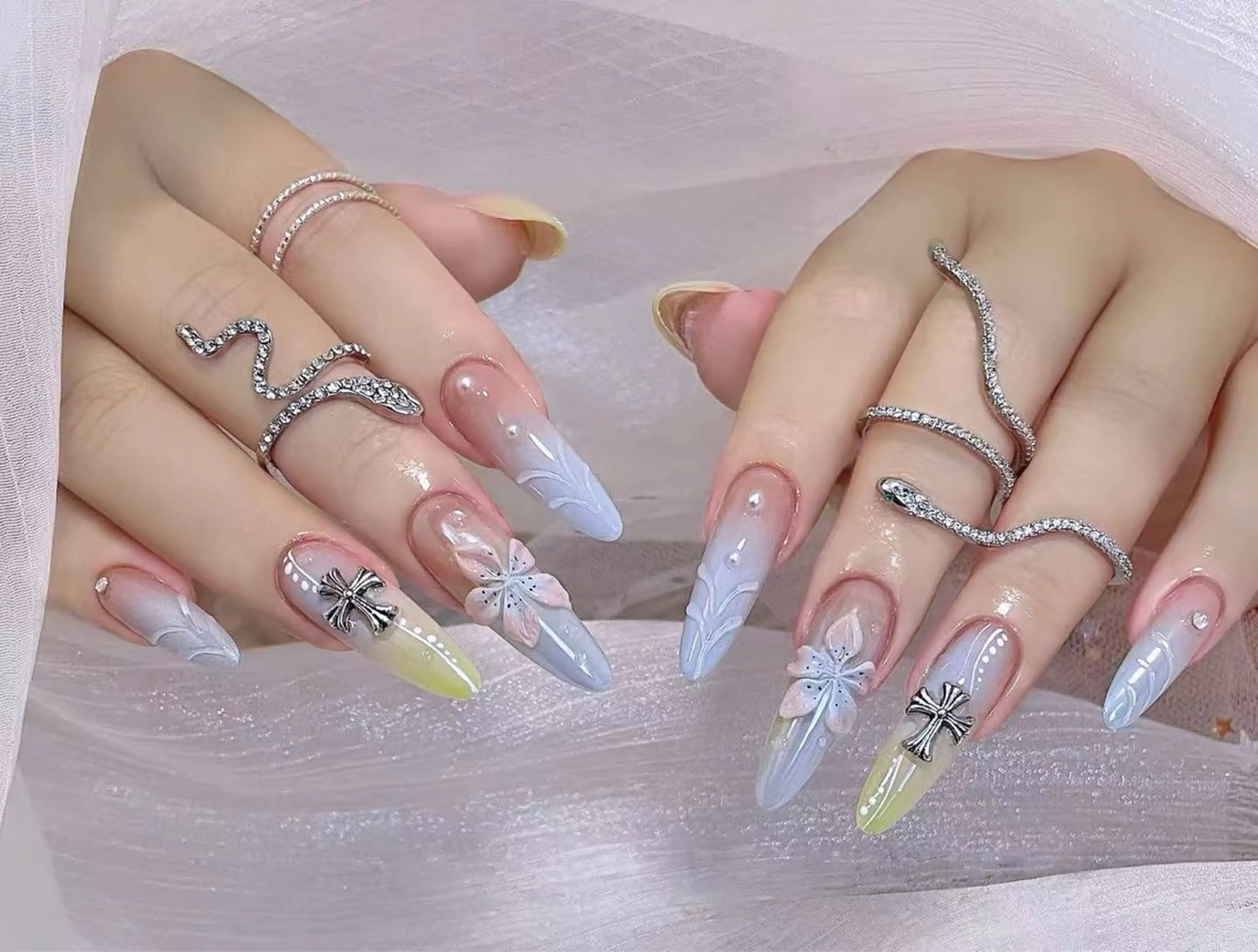 ネイル ハンドネイル MARHCHU NAILのネイルデザイン
