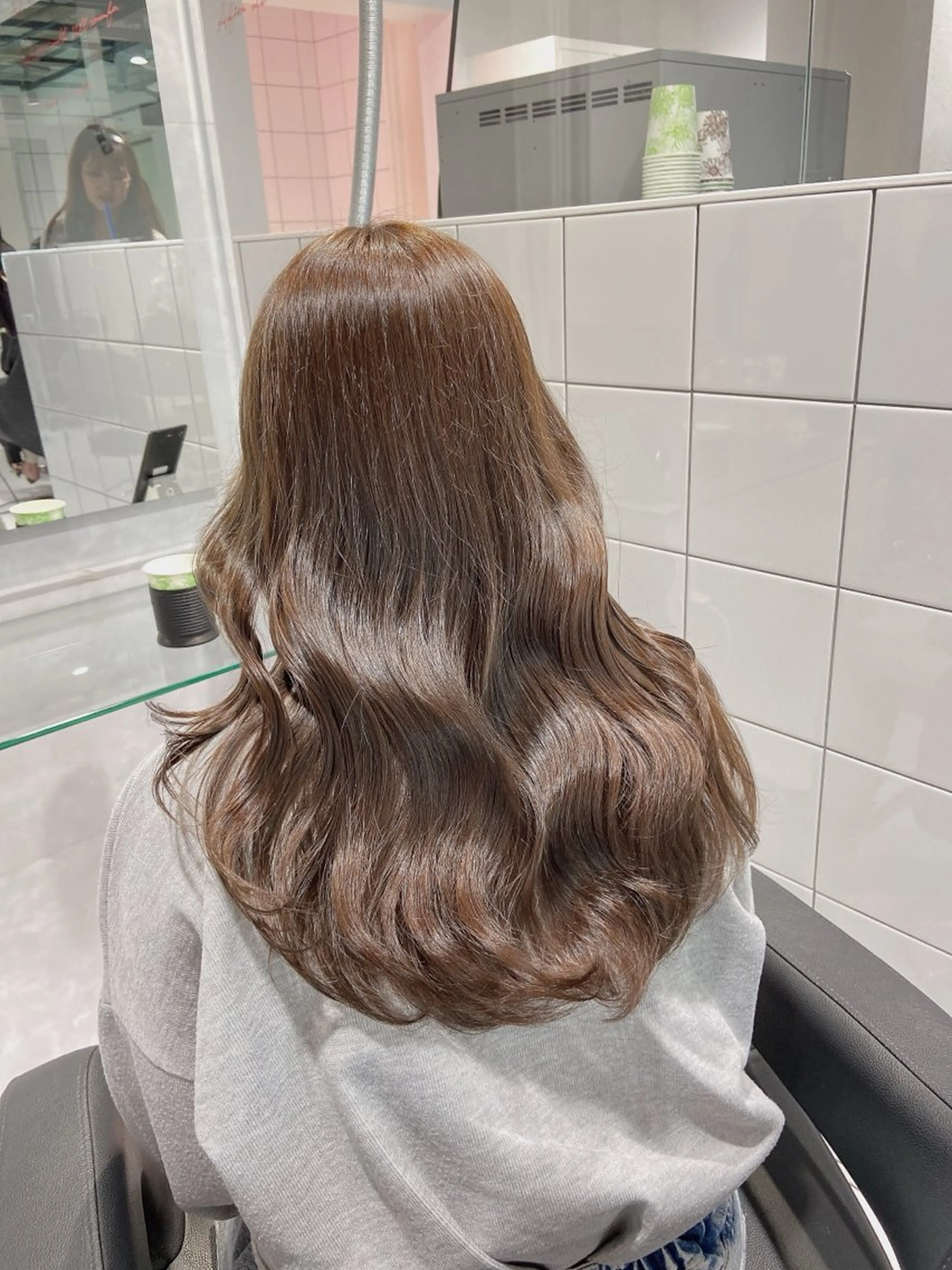 セミロング カラー ヘアカラー ✨透明感、艶髪ヘア✨ 韓国ヘア特化💖のヘアスタイル