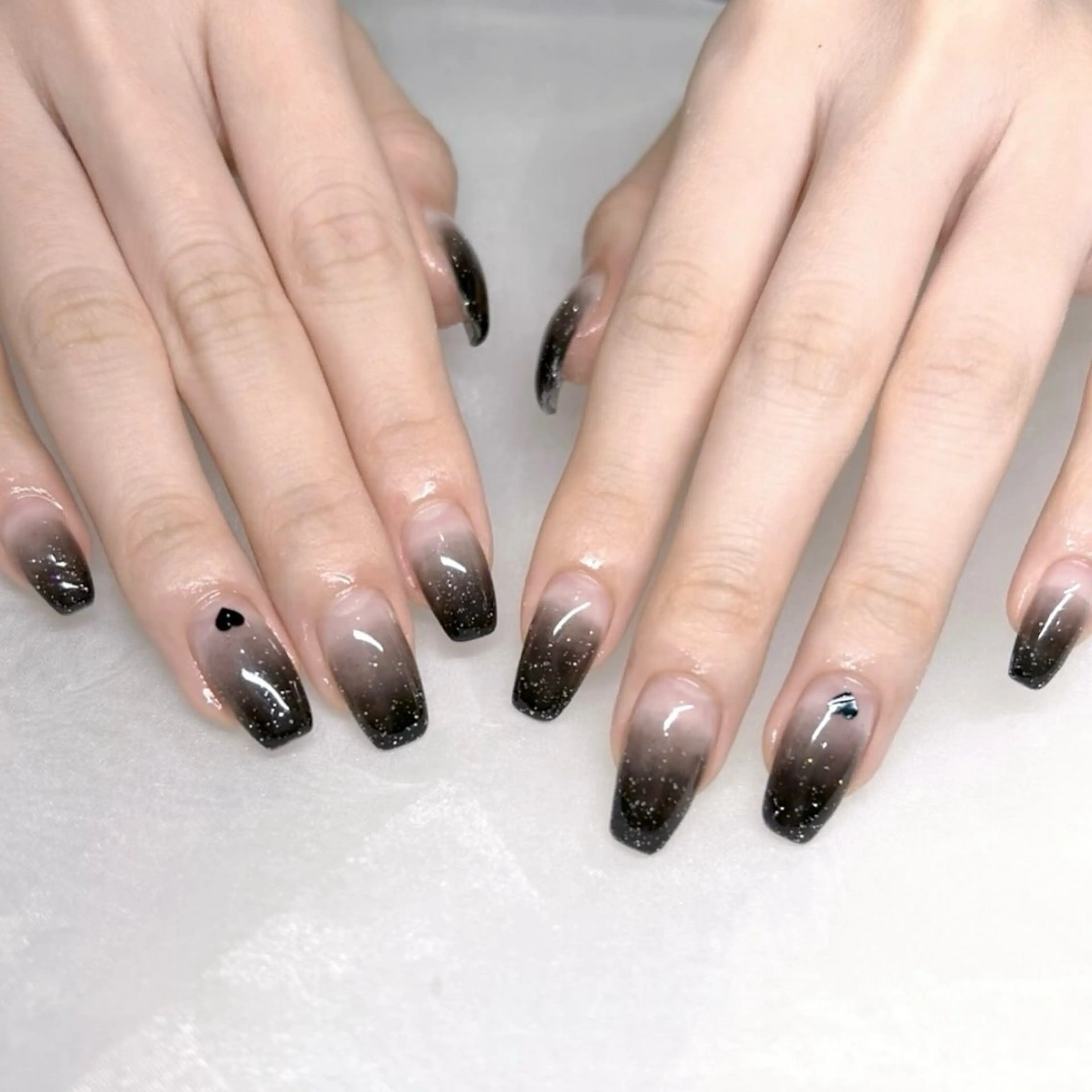 ネイル グラデーション 韓国ネイル ワンホンネイル newi nail 京橋🎀Ranzeのネイルデザイン