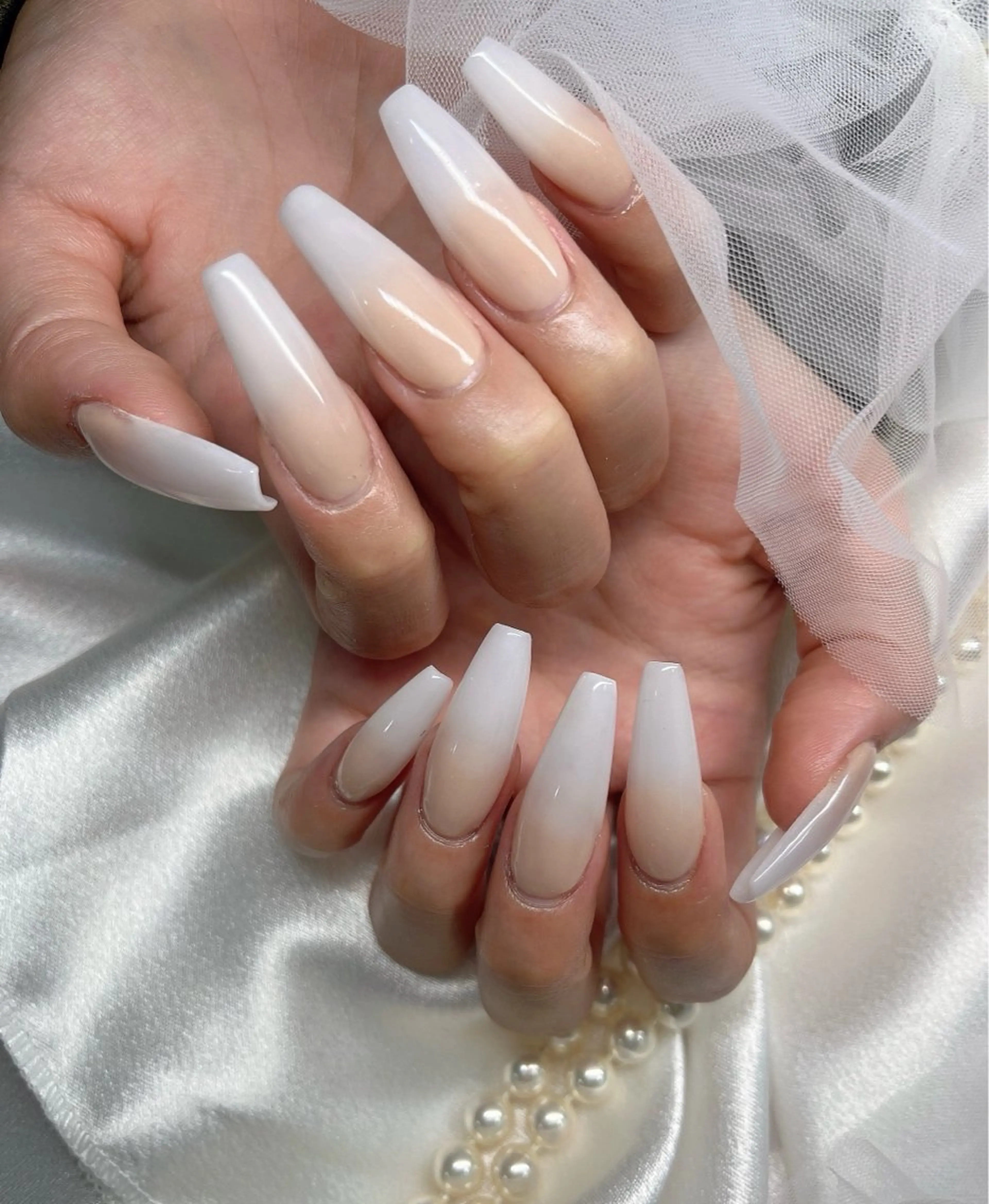 オフ🈶【フォーム長さ出し】1枚MAX迄のベイビーブーマーネイル💅🏻✨の写真