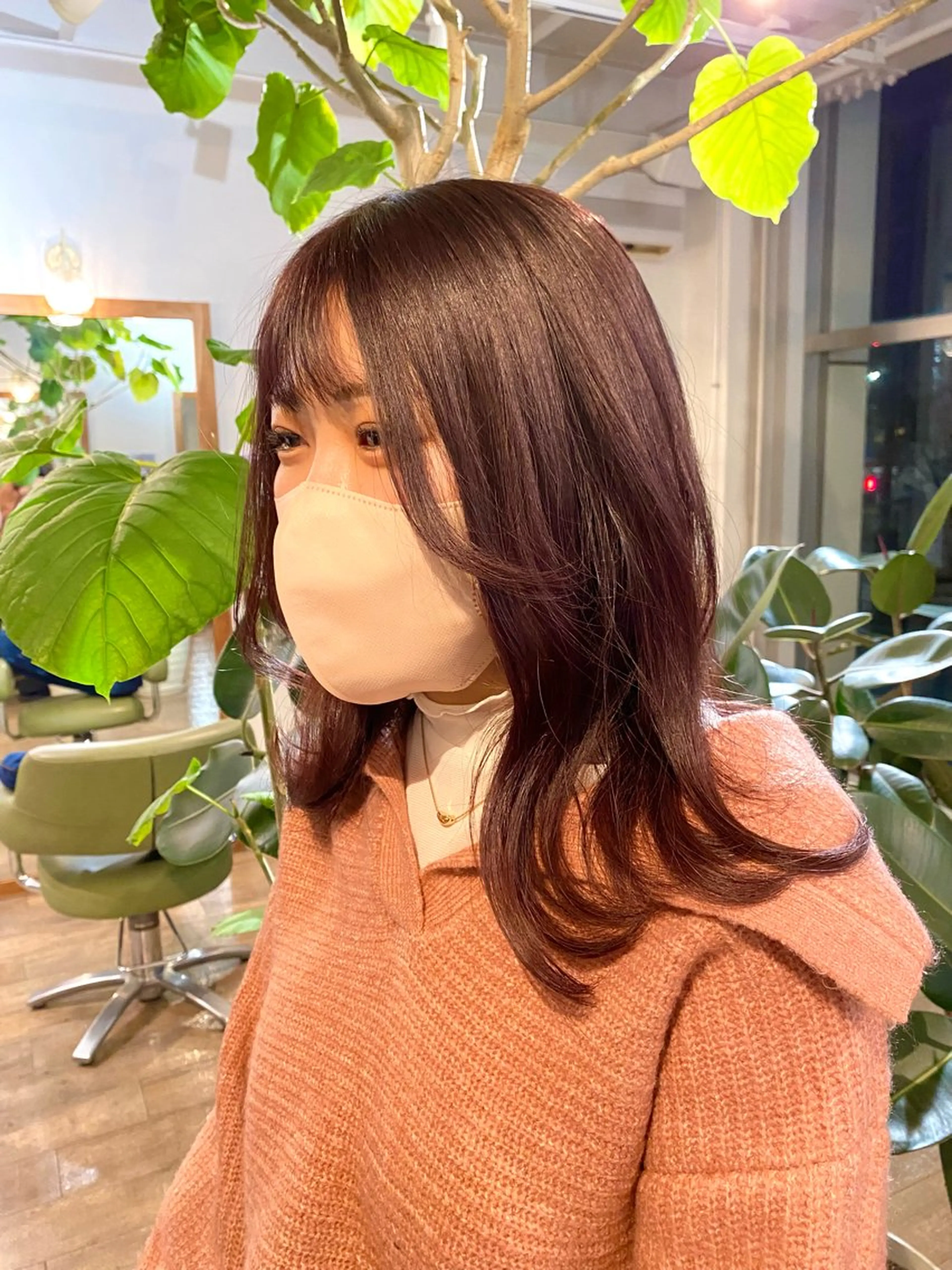 セミロング カラー faith hair apros.所属・白上 愛佳のヘアスタイル