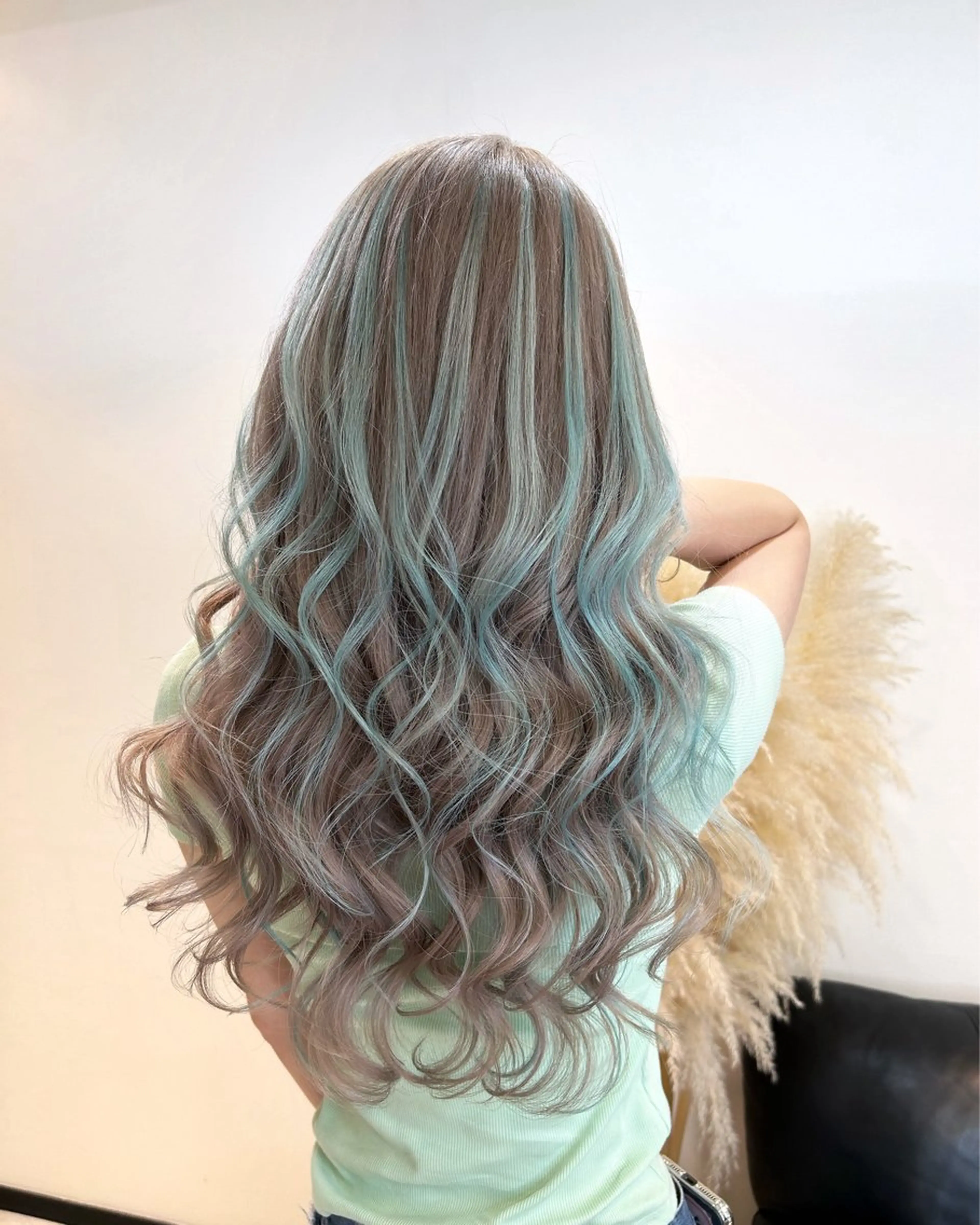 ロング カラー ハイライトカラー エクステ ハイライト ヘアカラー エクステ ANKH CROSS 🦋mako🦋のヘアスタイル