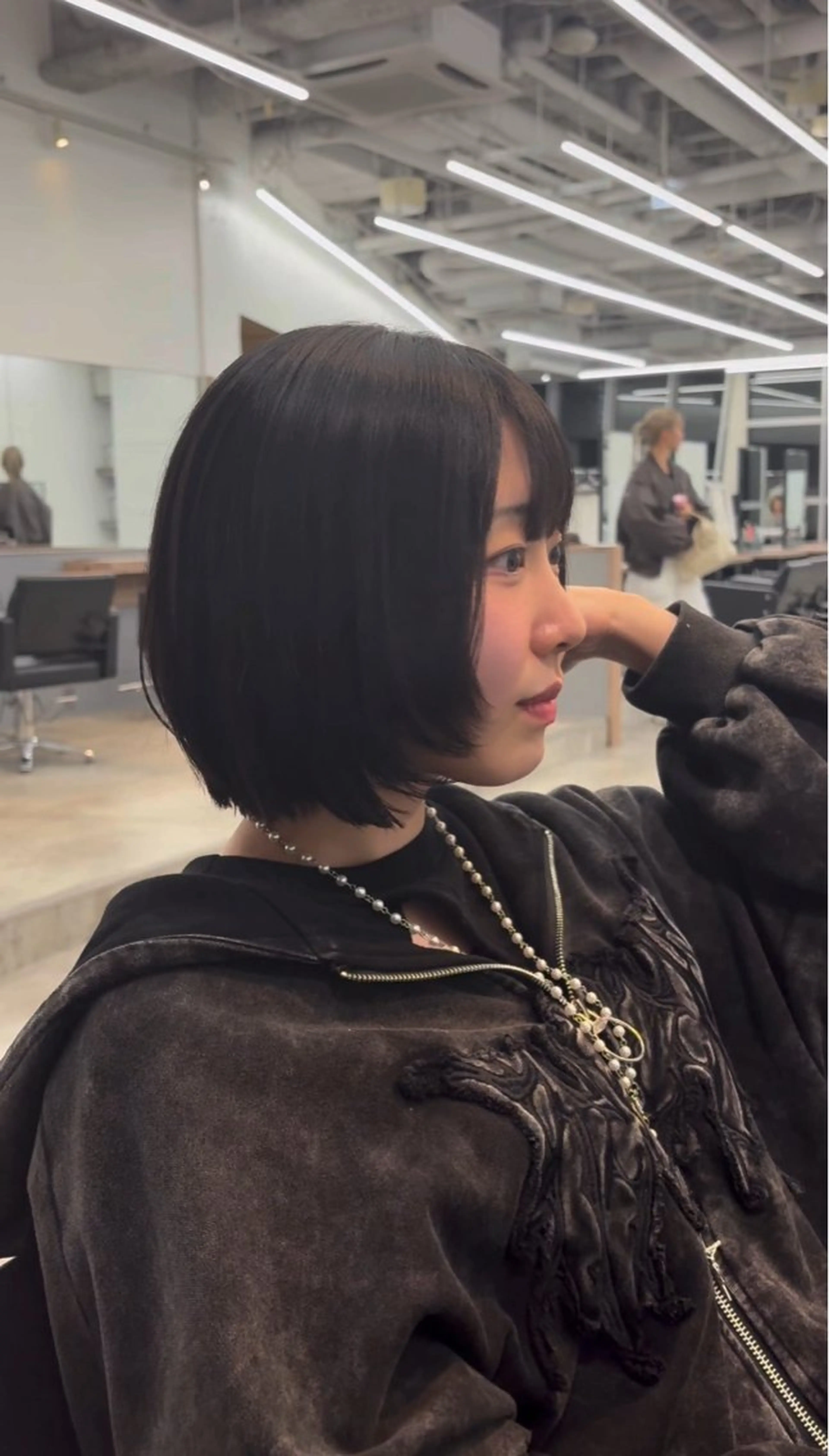 ミディアム カラー カット トリートメント 浅倉艶🐈‍⬛ /ウルフ/レイヤーのヘアスタイル
