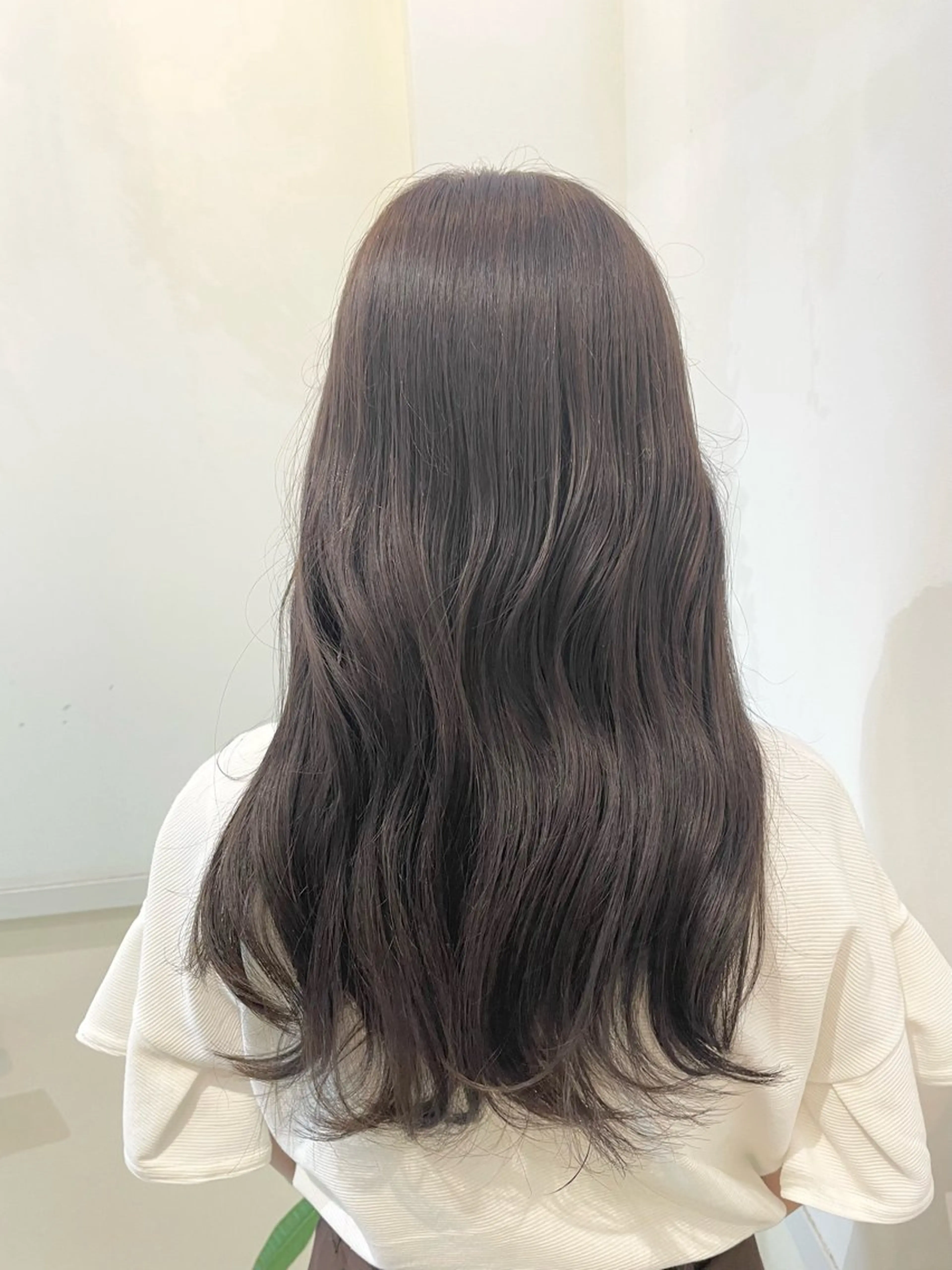 ロング カラー カット ヘアカラー トリートメント 髪質改善カラー🤍 エクステ✨君島由実子のヘアスタイル
