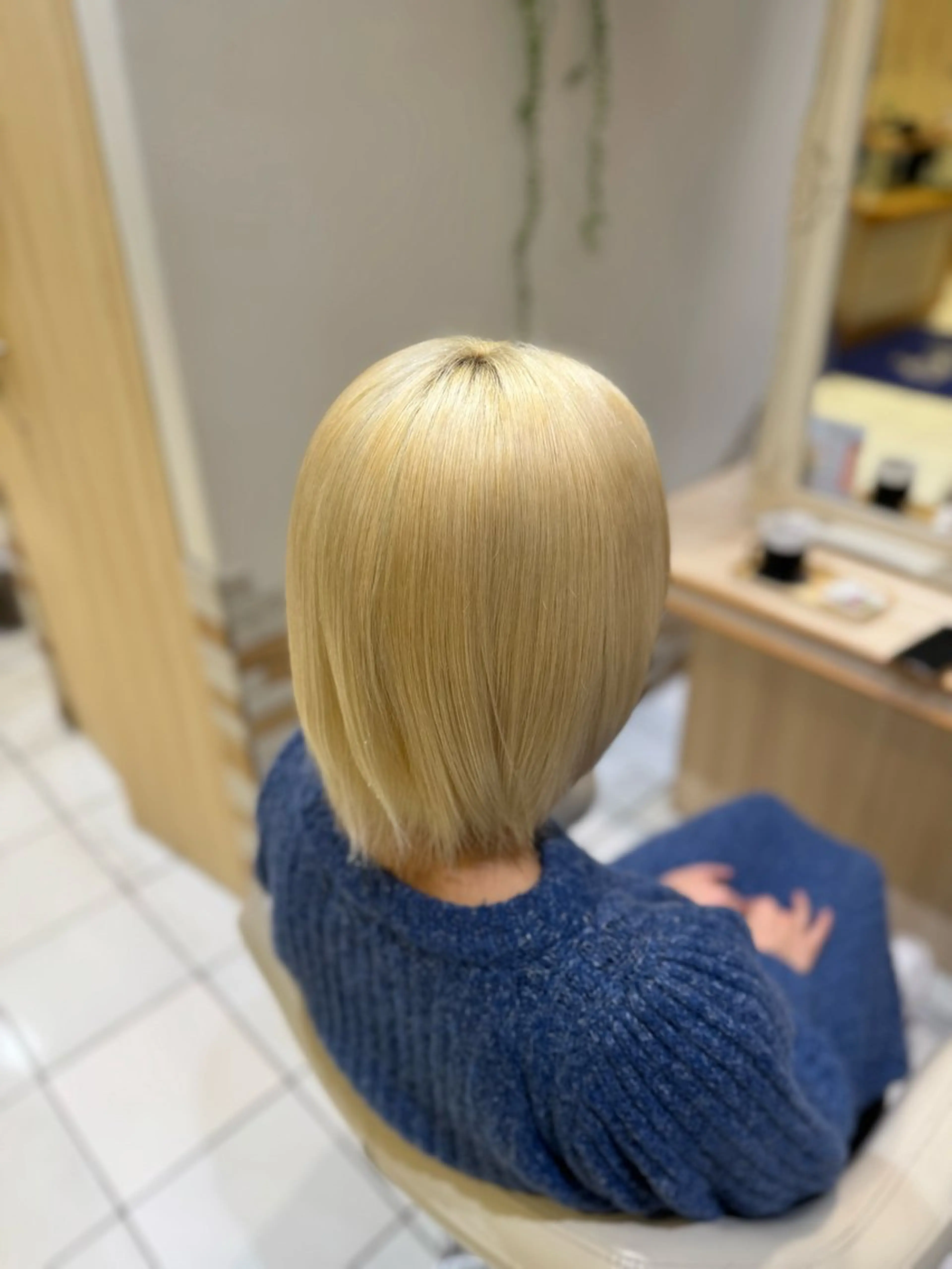 ショート カット ヘアカラー トリートメント ハイトーンカラー 髪質改善カラーノトのヘアスタイル