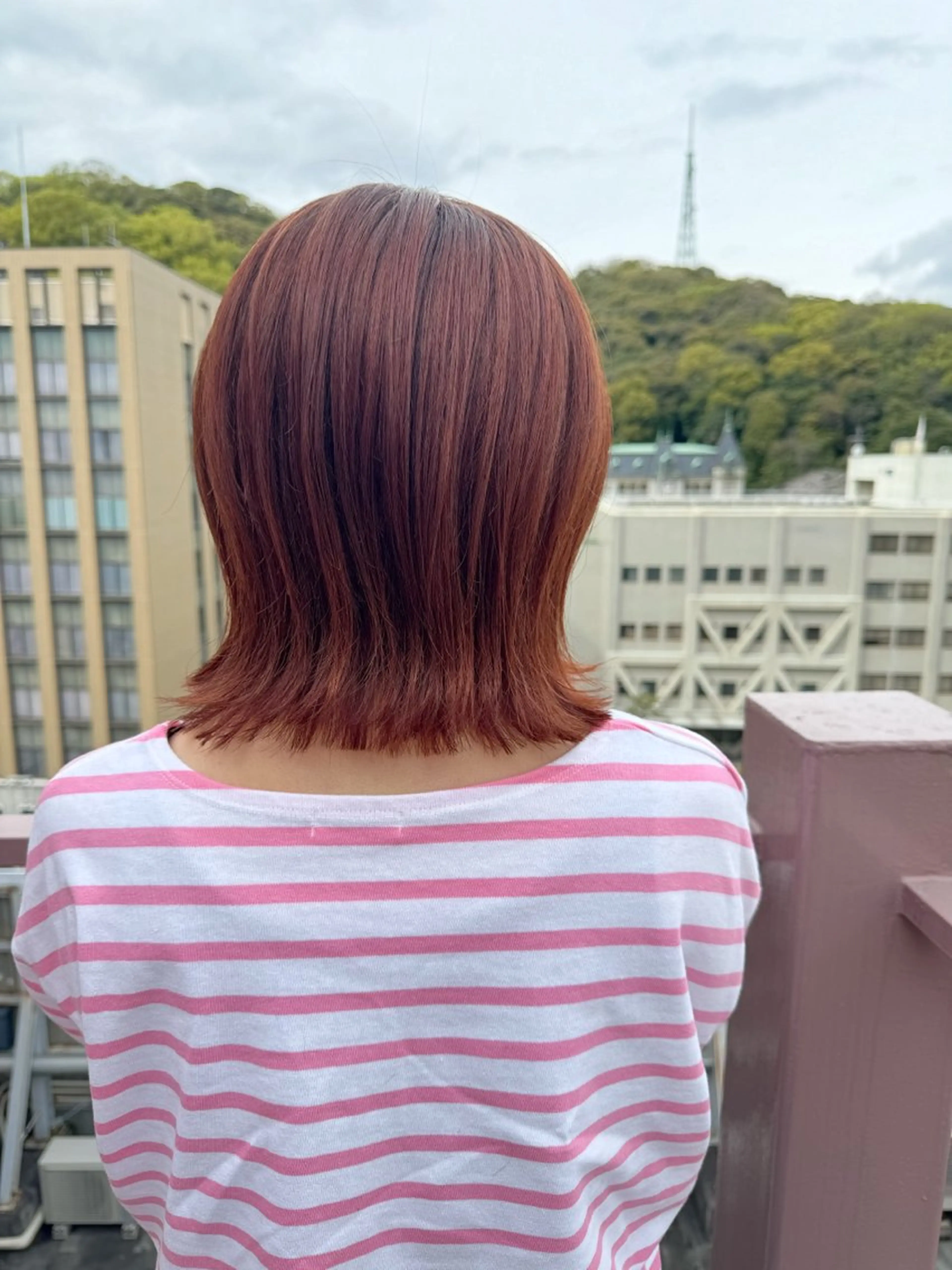 ミディアム カラー オレンジ カット ヘアカラー トリートメント Viage （ビアージュ）のヘアスタイル