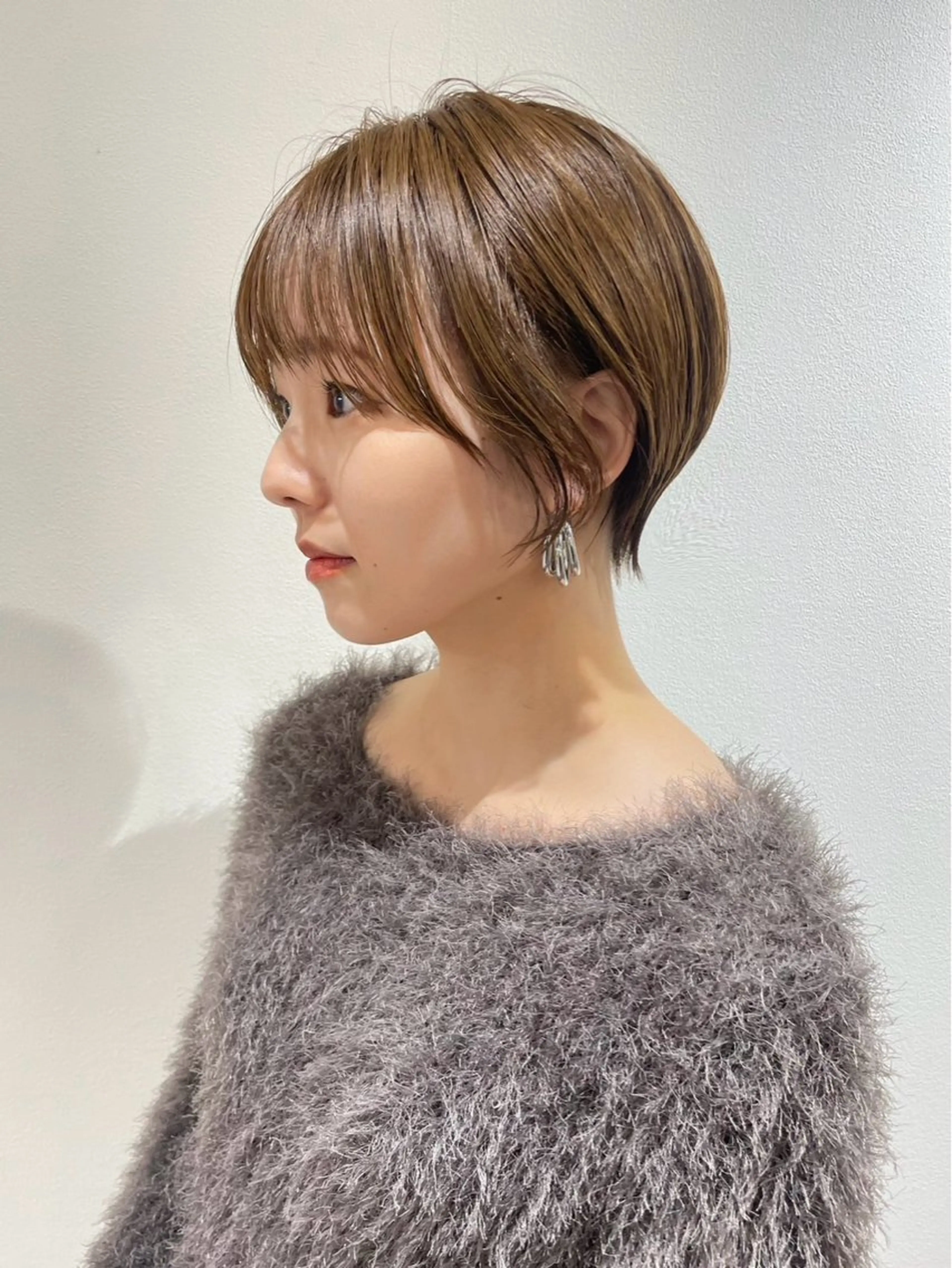 ショート 渡 汐音のヘアスタイル