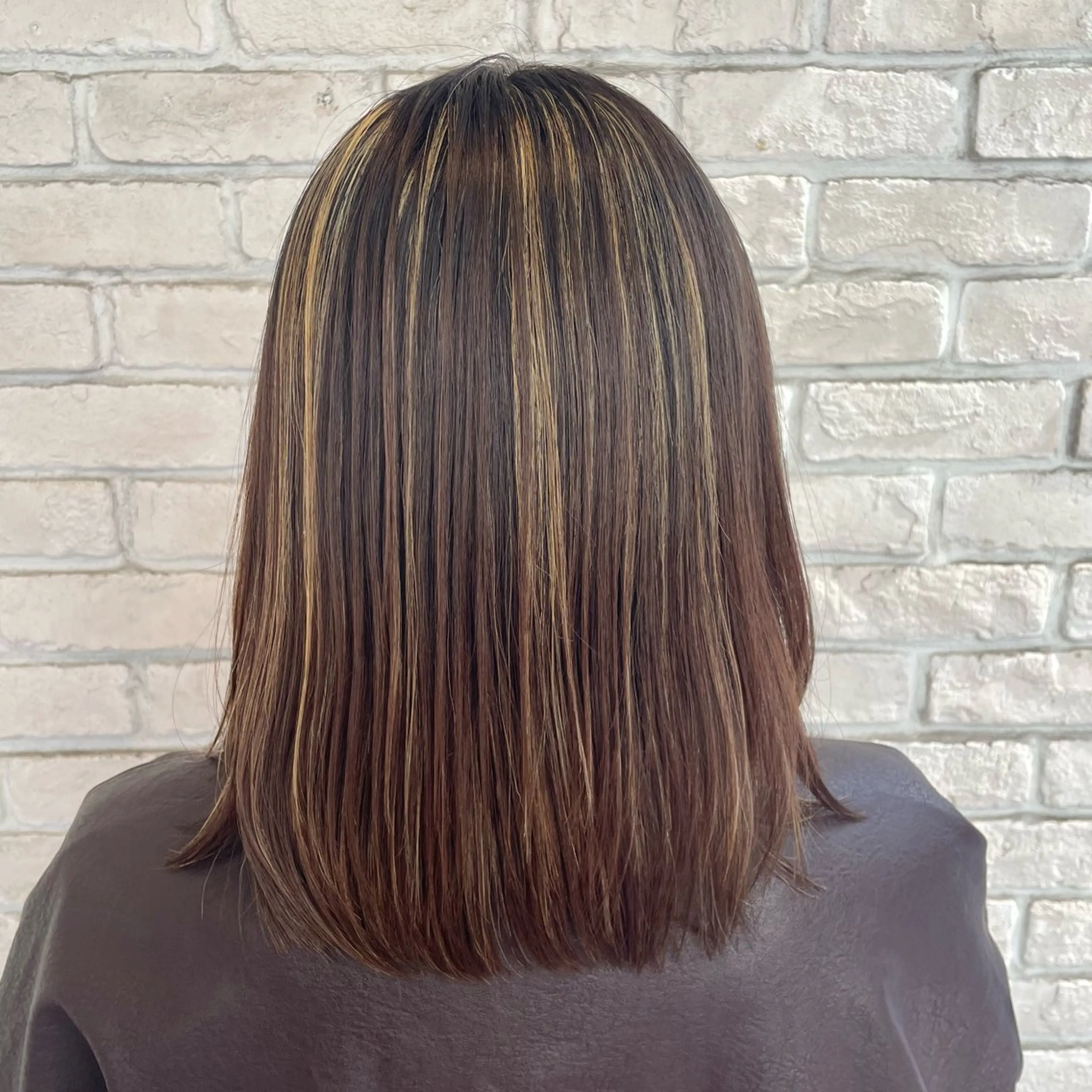 ミディアム カラー ハイライトカラー ハイライト ヘアカラー 横浜パーマ🌐 暖色カラー🍒もえかのヘアスタイル