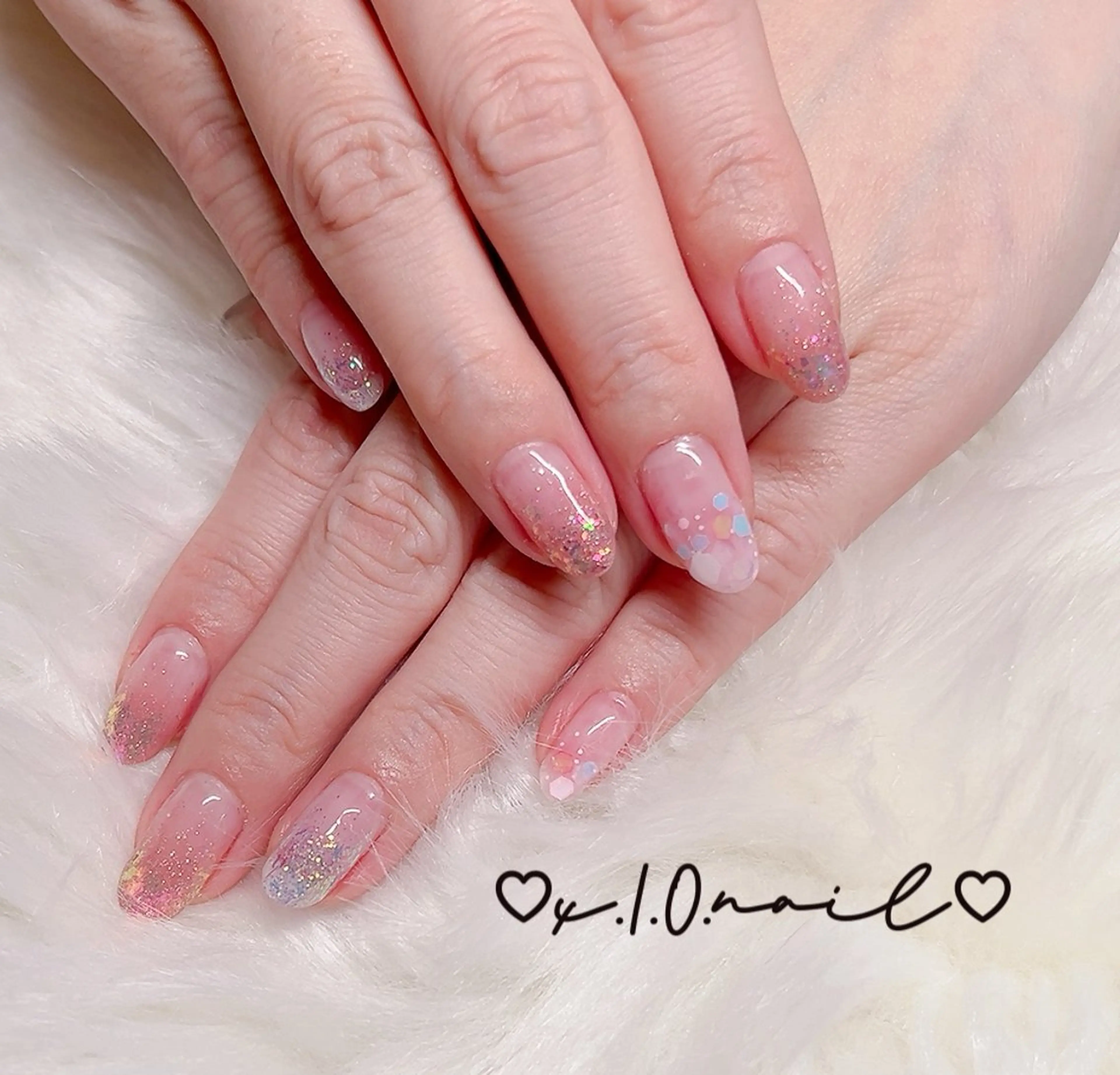 ネイル グラデーション ラメ(グリッター) ラメグラデーション ハンドネイル x.1.0.nail ♡Cのネイルデザイン