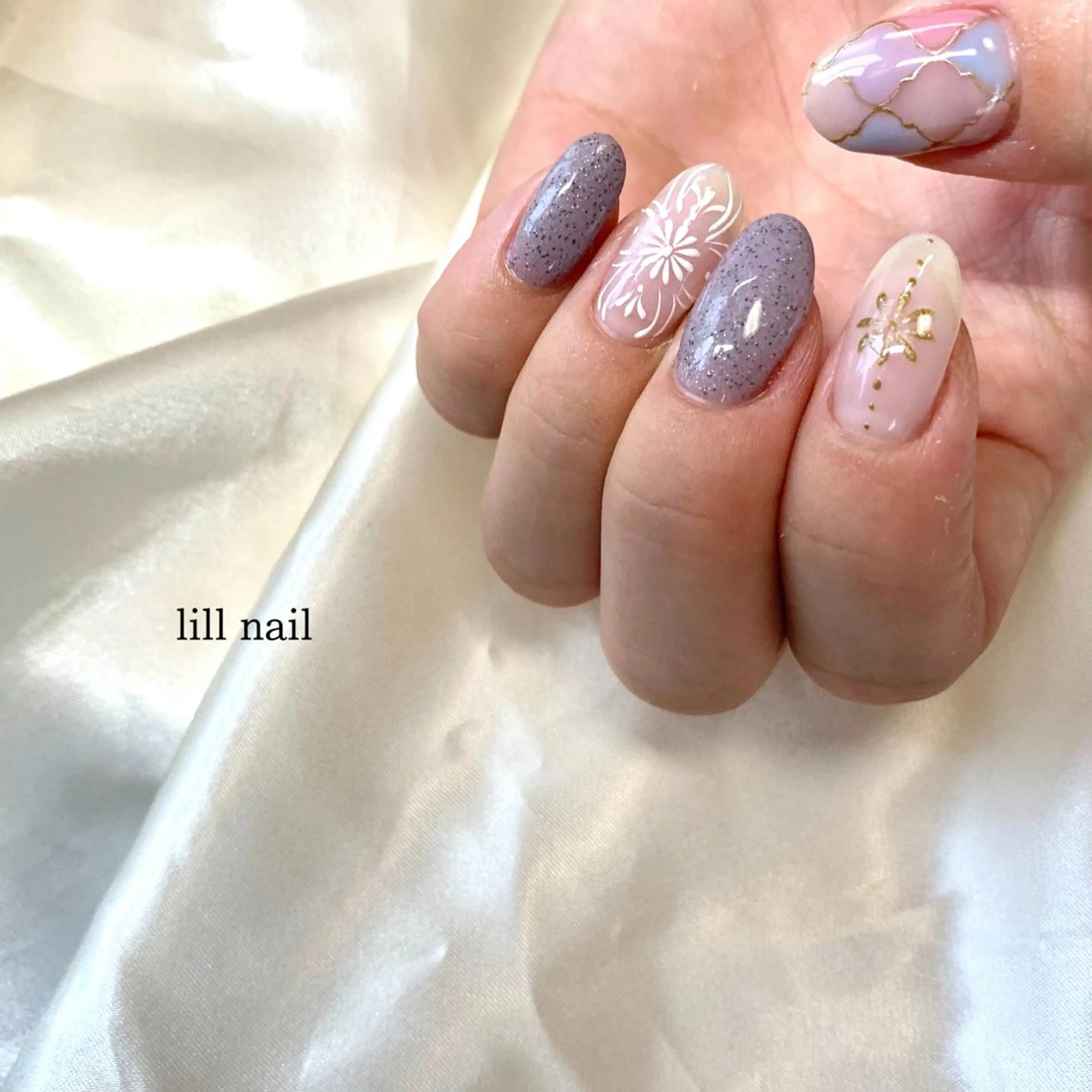 ミディアム pllia beautyのネイルデザイン