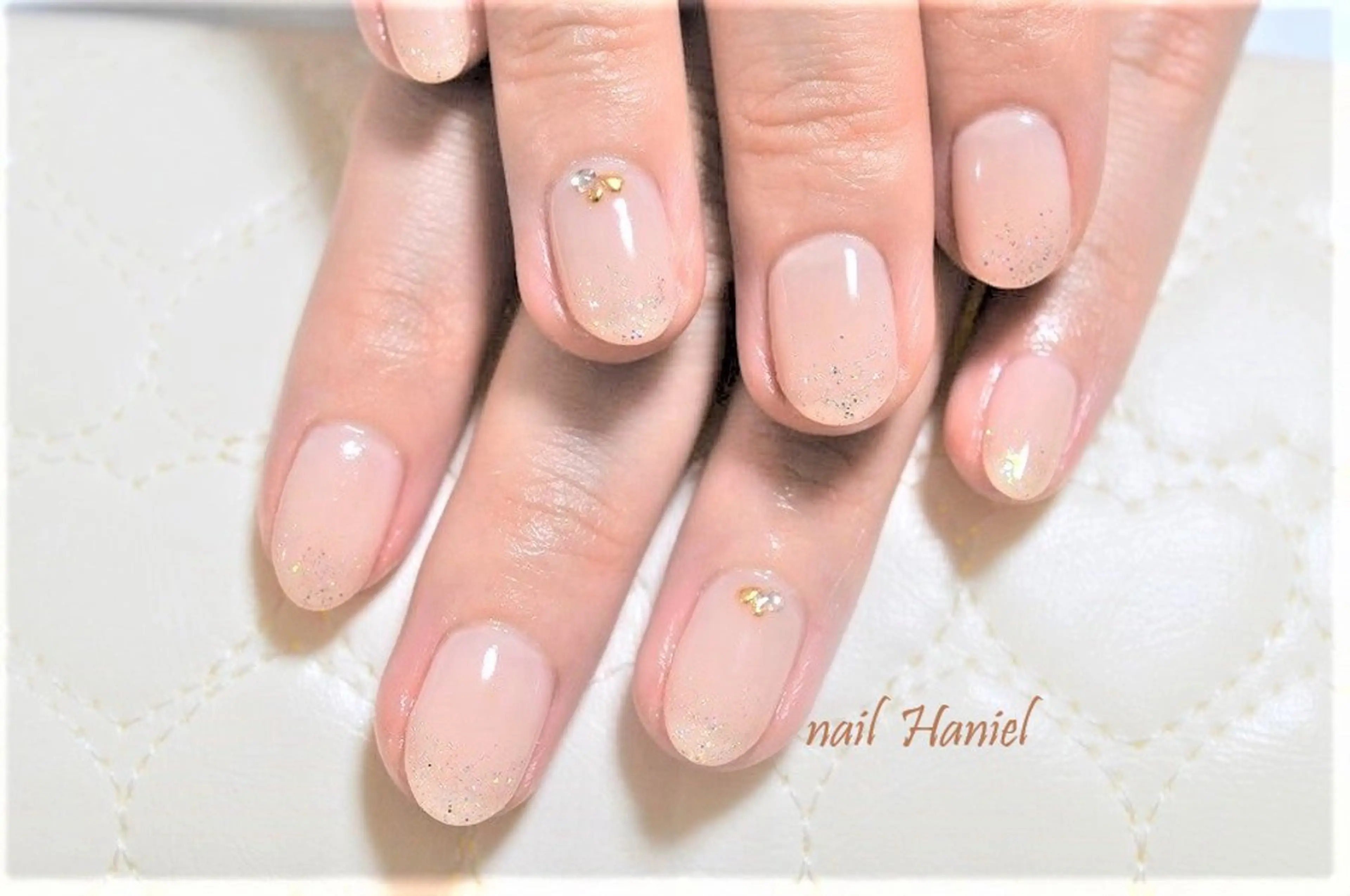 ネイル ジェルネイル ラメ(グリッター) オフィスネイル ワンカラーネイル パラジェル nail Haniel所属・半蔵門サロンハニエル 魅神 ちよのネイルデザイン