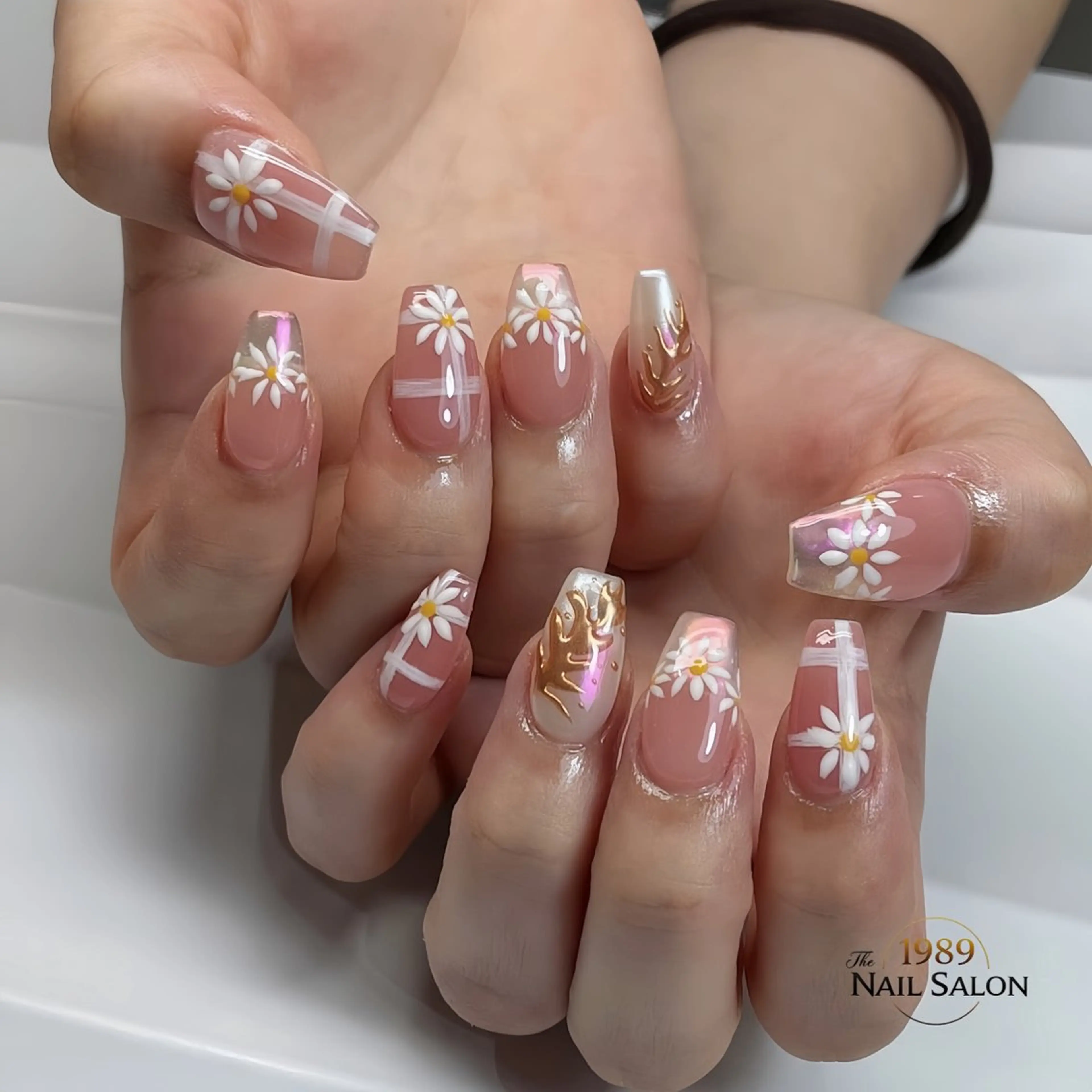 ネイル ハンドネイル The 1989 Nail Salonのネイルデザイン