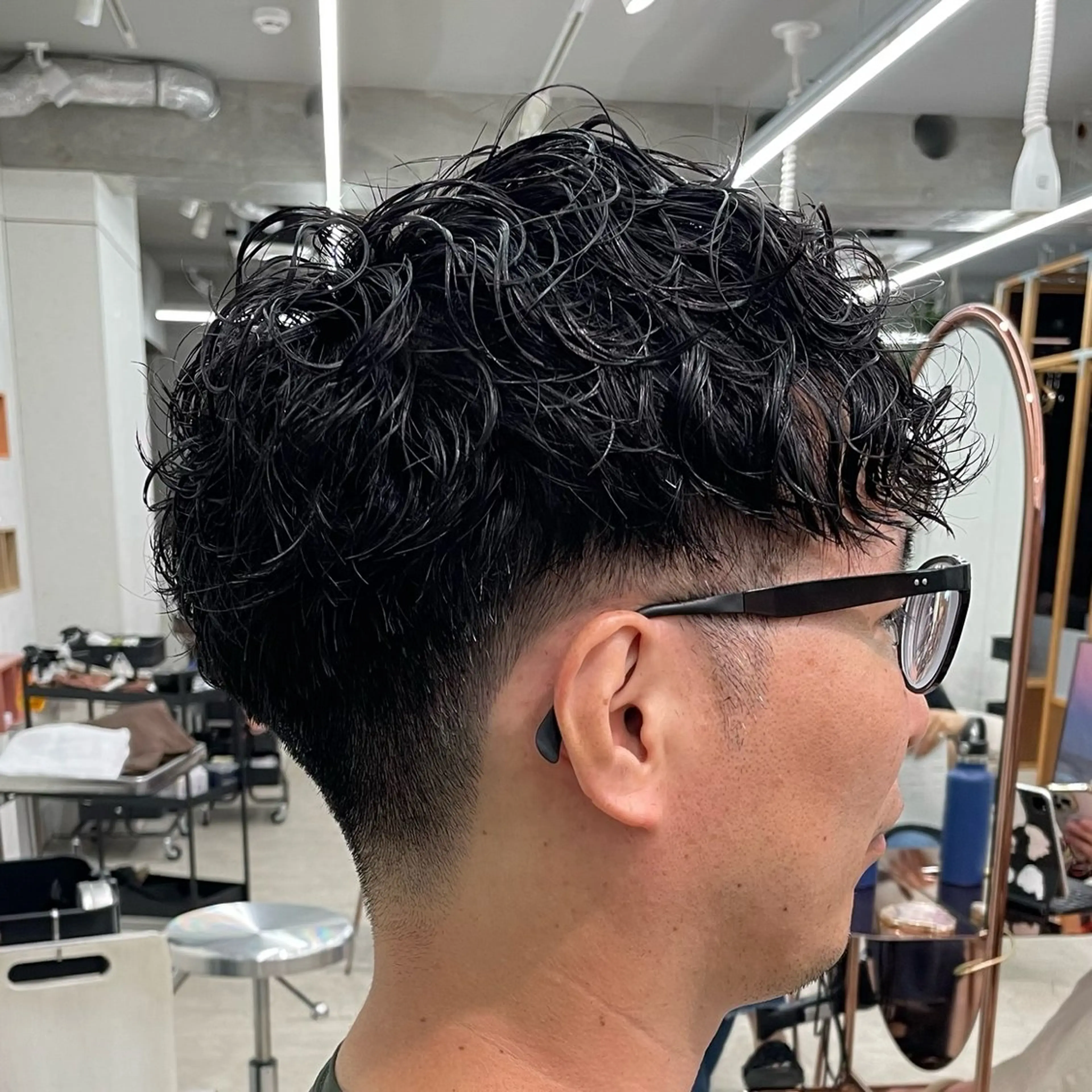 パーマ メンズ スペインカール 【ブリーチ特化】 イマダナツミのヘアスタイル