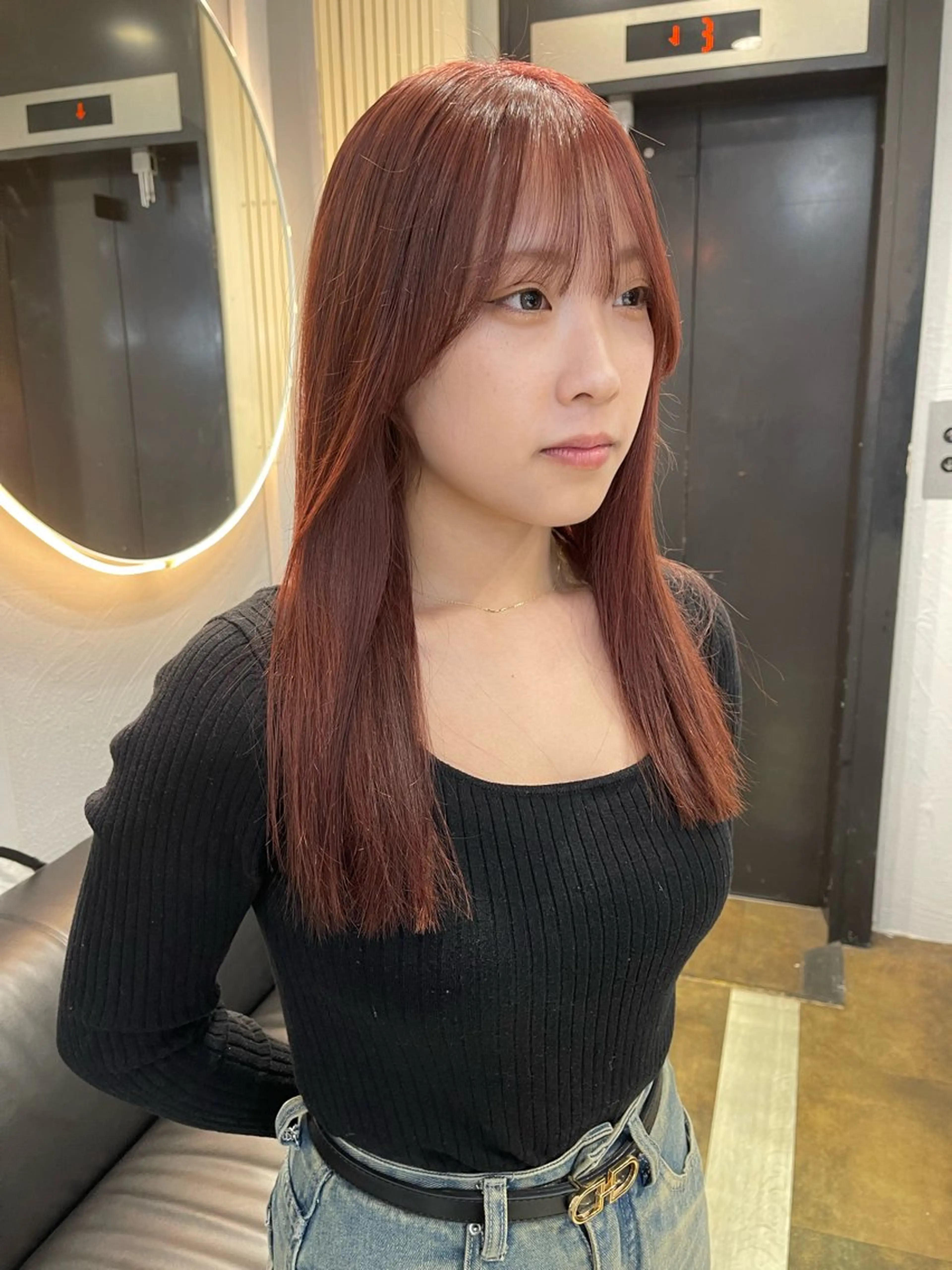 セミロング カラー ベージュカラー ブリーチ ケアブリーチ デザインカラー ダブルカラー カット ヘアカラー 宮崎　達也 ブリーチ／レイヤーのヘアスタイル