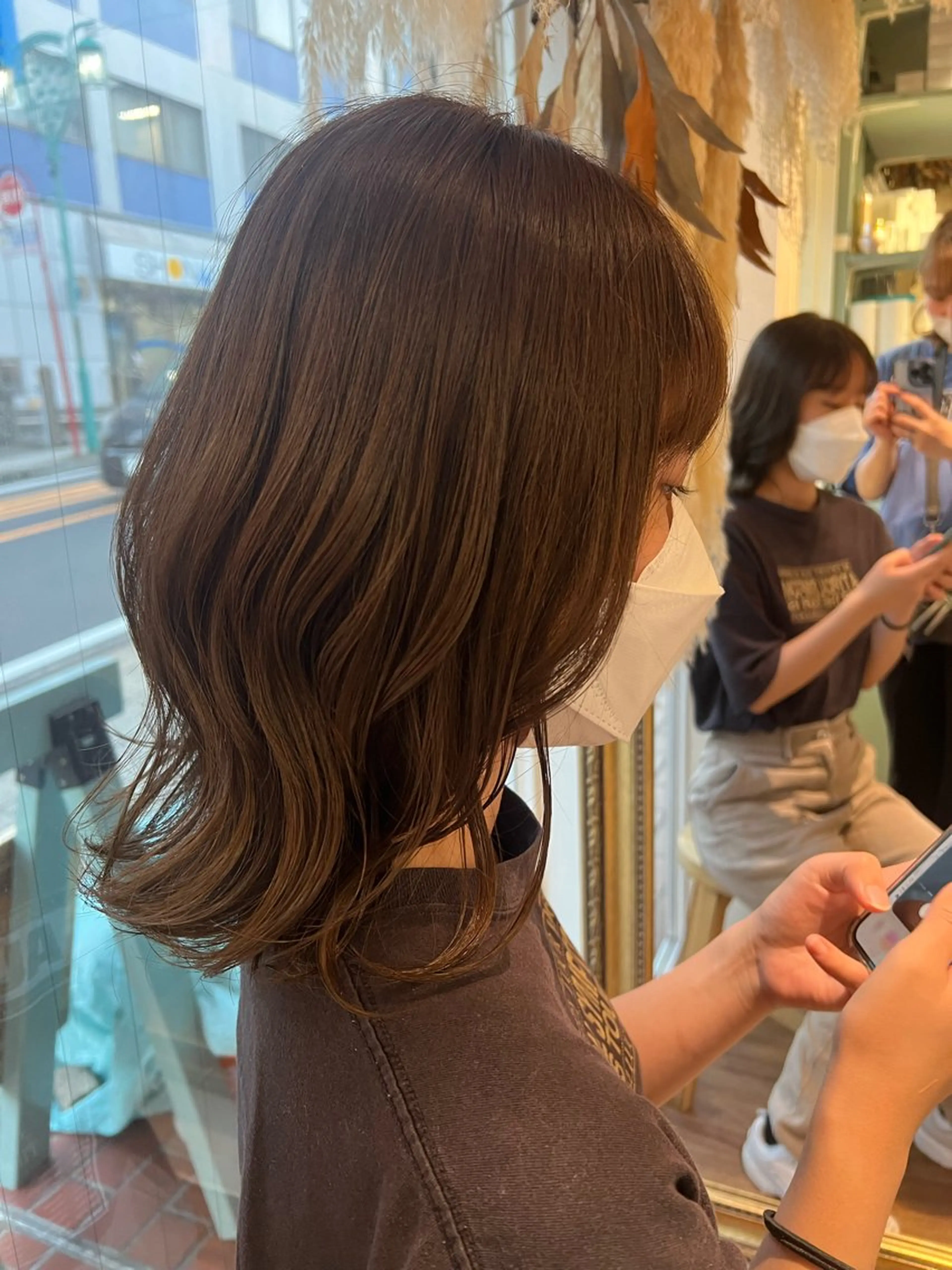 セミロング カラー ヘアカラー 朝が楽になる艶髪縮毛 ✨中稲明梨のヘアスタイル