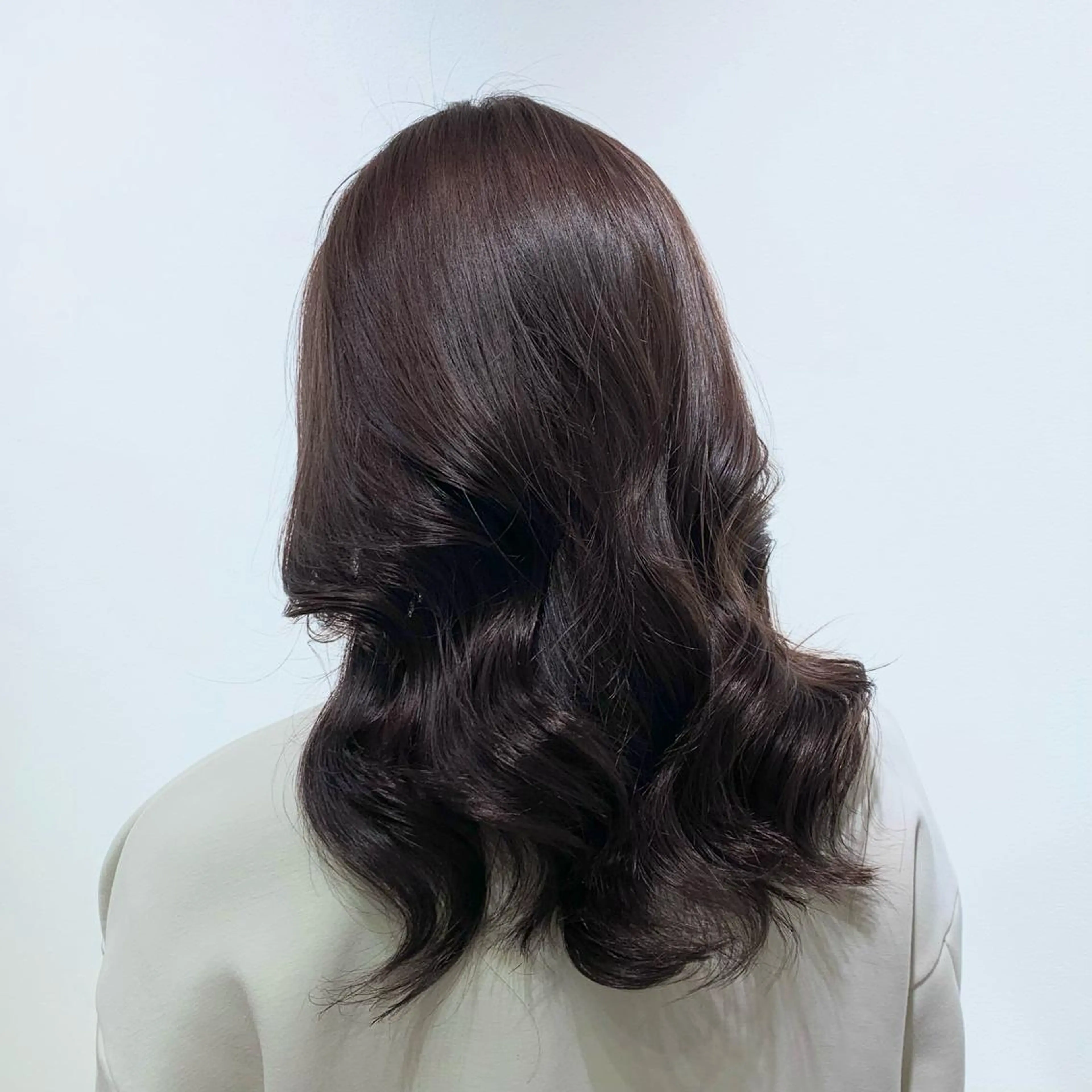 セミロング カラー ヘアアレンジ キヨミ 韓国レイヤーカットのヘアスタイル
