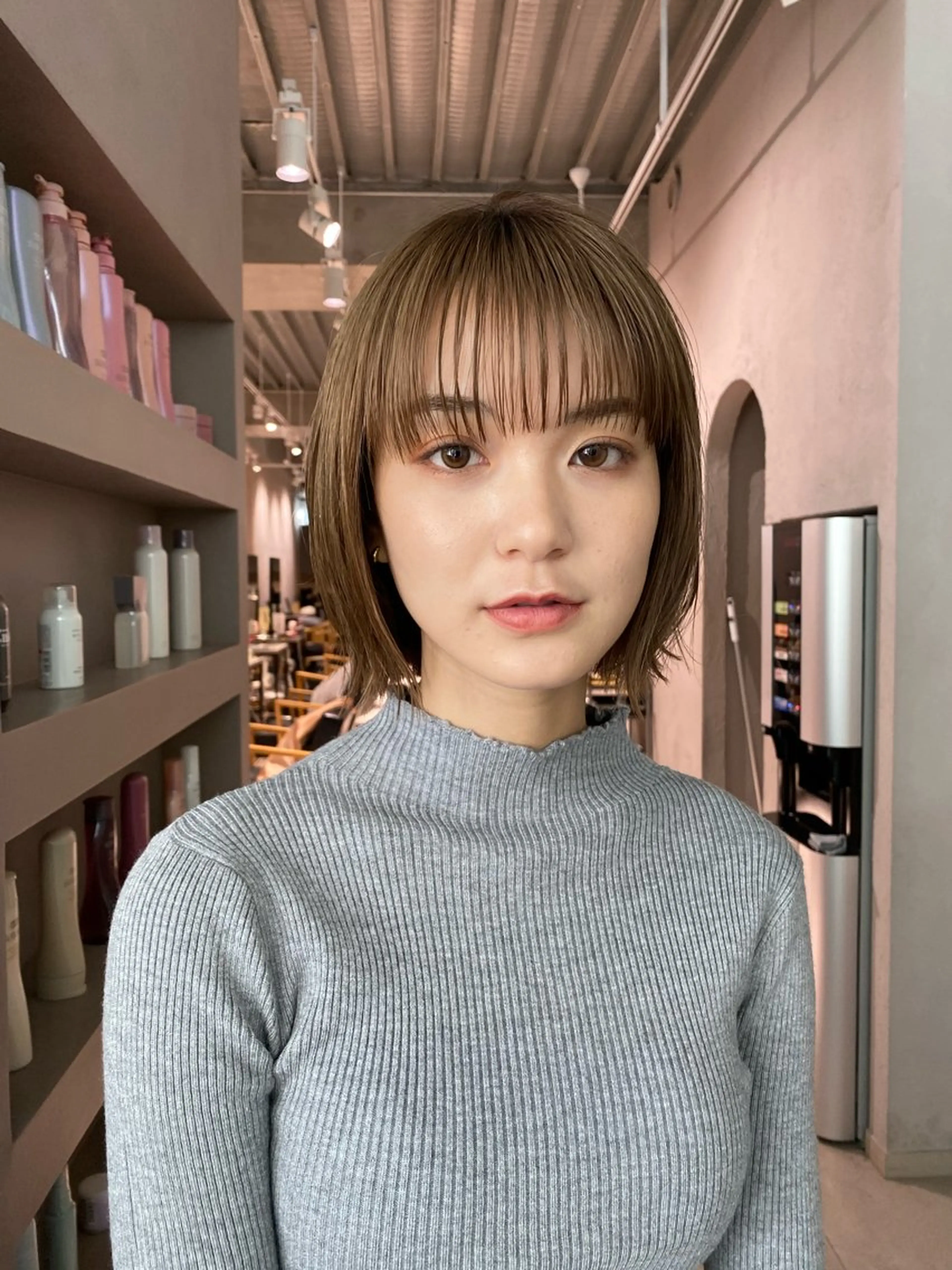 ショート 切りっぱなしボブ ボブ 栗原 瑞稀のヘアスタイル