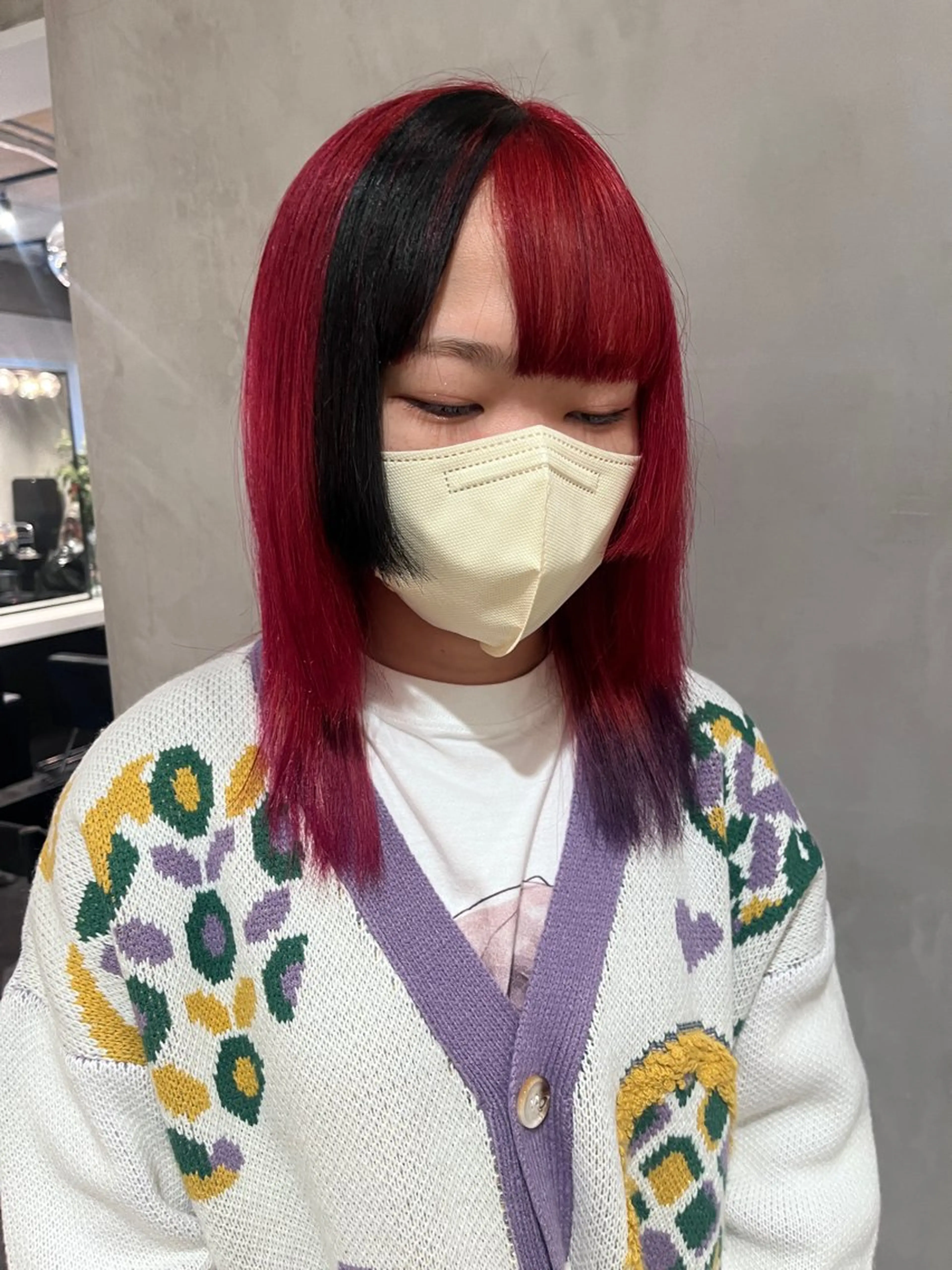 ミディアム カラー 黒髪 ピンクカラー パープルカラー レッドカラー 暖色🍒姫カット🎀 オタク特化🎀ゆうなのヘアスタイル