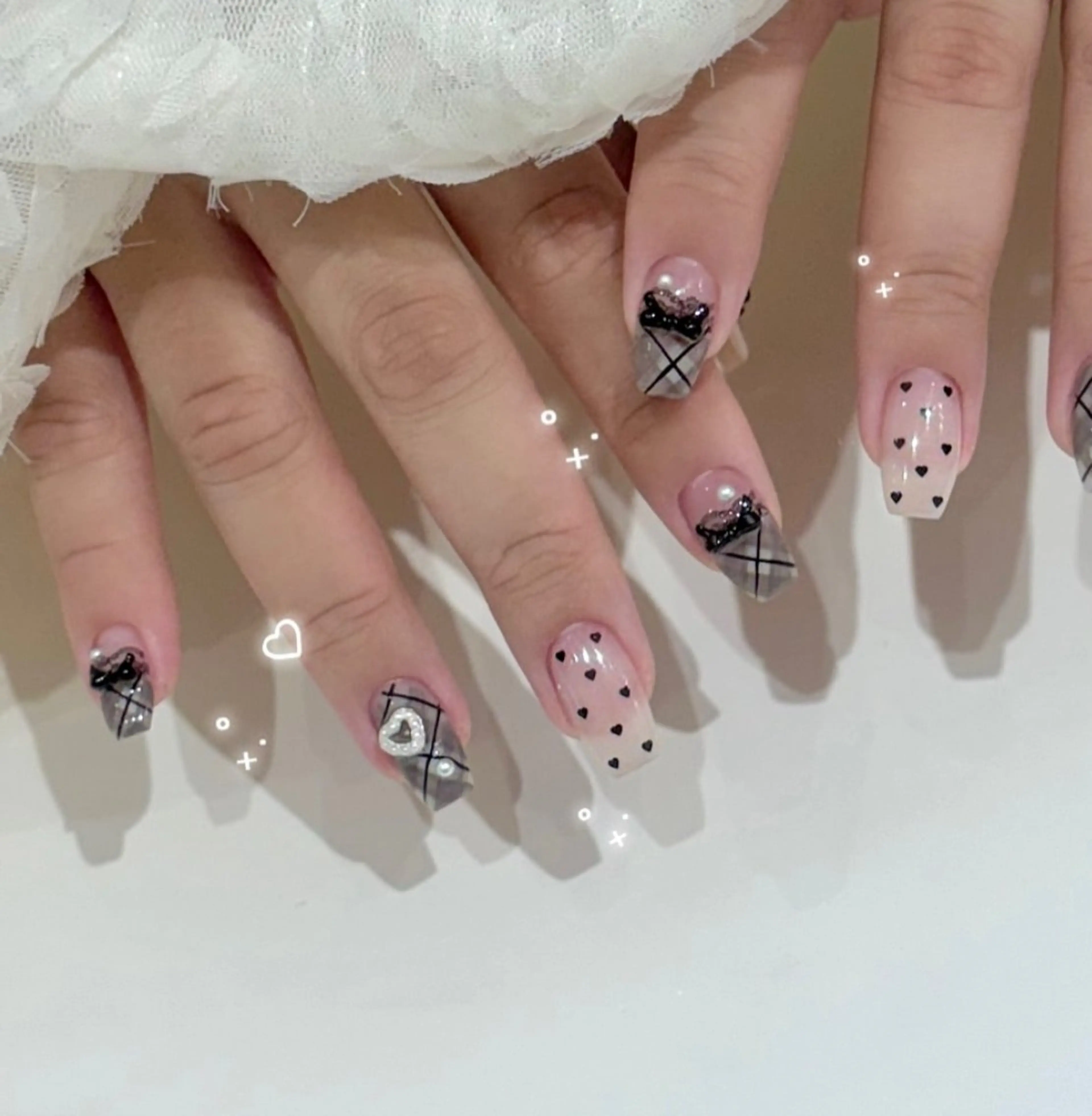 ネイル アートネイル ジェルネイル キラキラネイル ミラーネイル ピンク ハンドネイル Ryunail所属・Ryu Nail Shinokuboのネイルデザイン