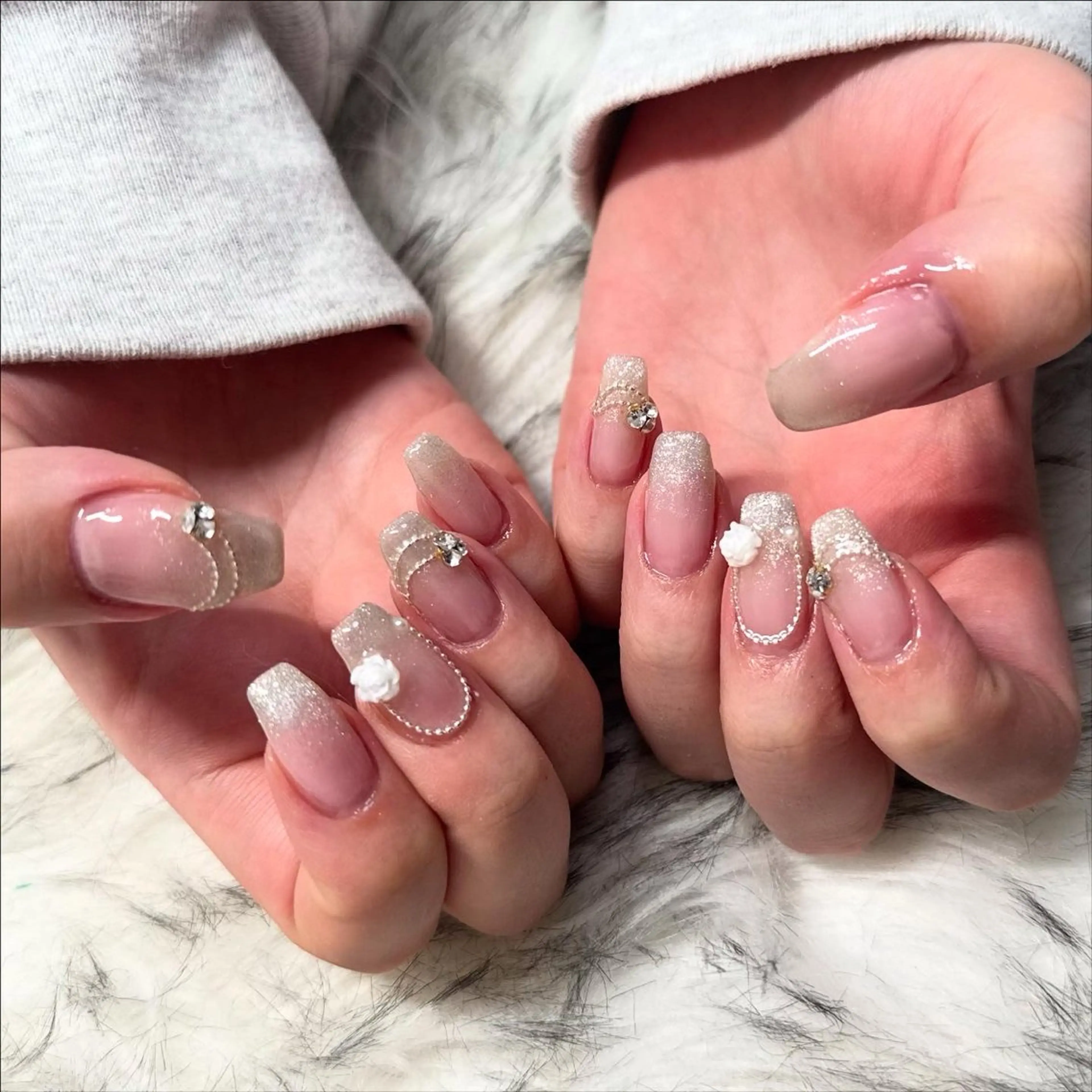 ミディアム ハンドネイル mao .のネイルデザイン