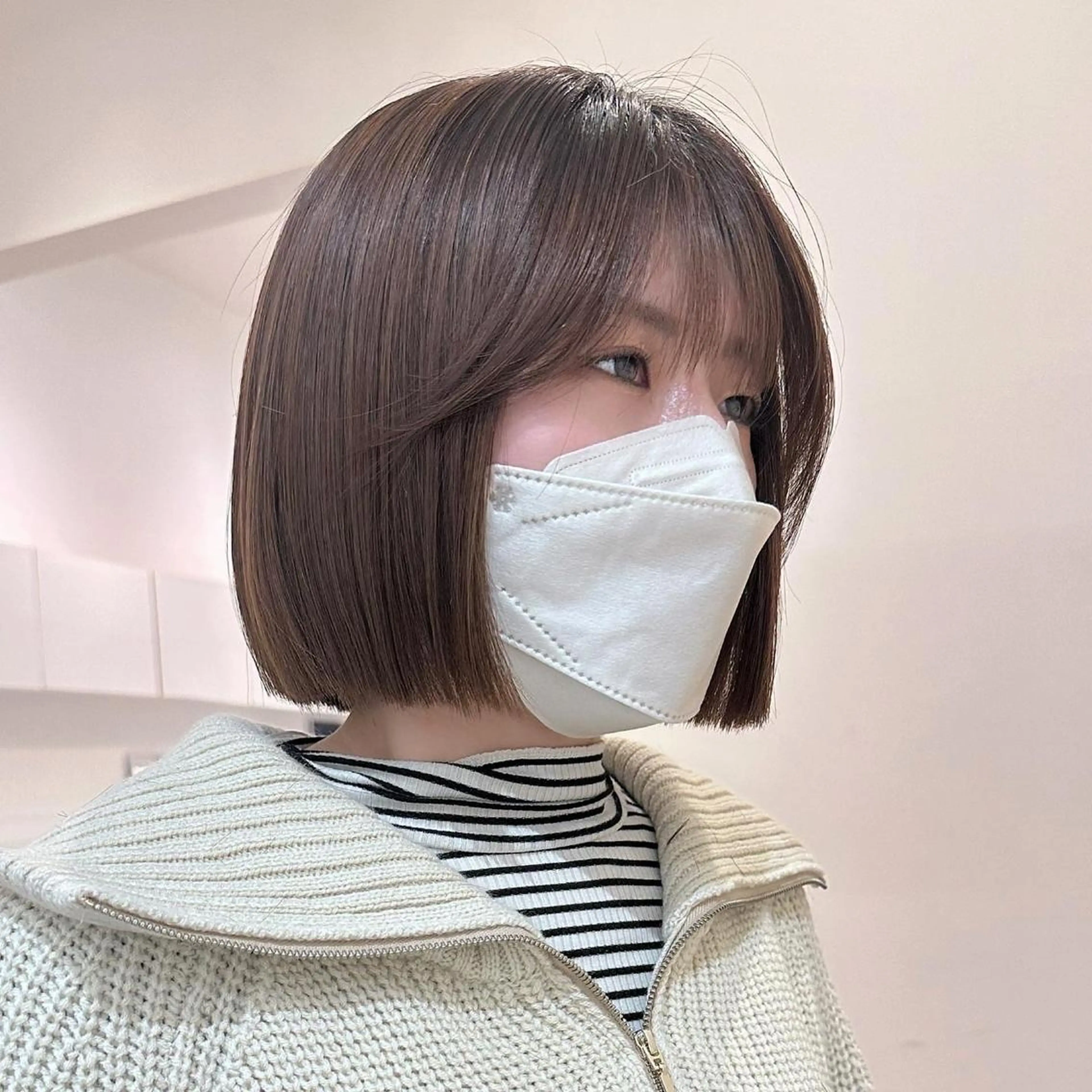 ショート カラー ヘアアレンジ 切りっぱなしボブ ショートボブ グレージュ ボブ 顔周りカット 🌿ブリーチ/髪質 改善/🌿‬JINのヘアスタイル