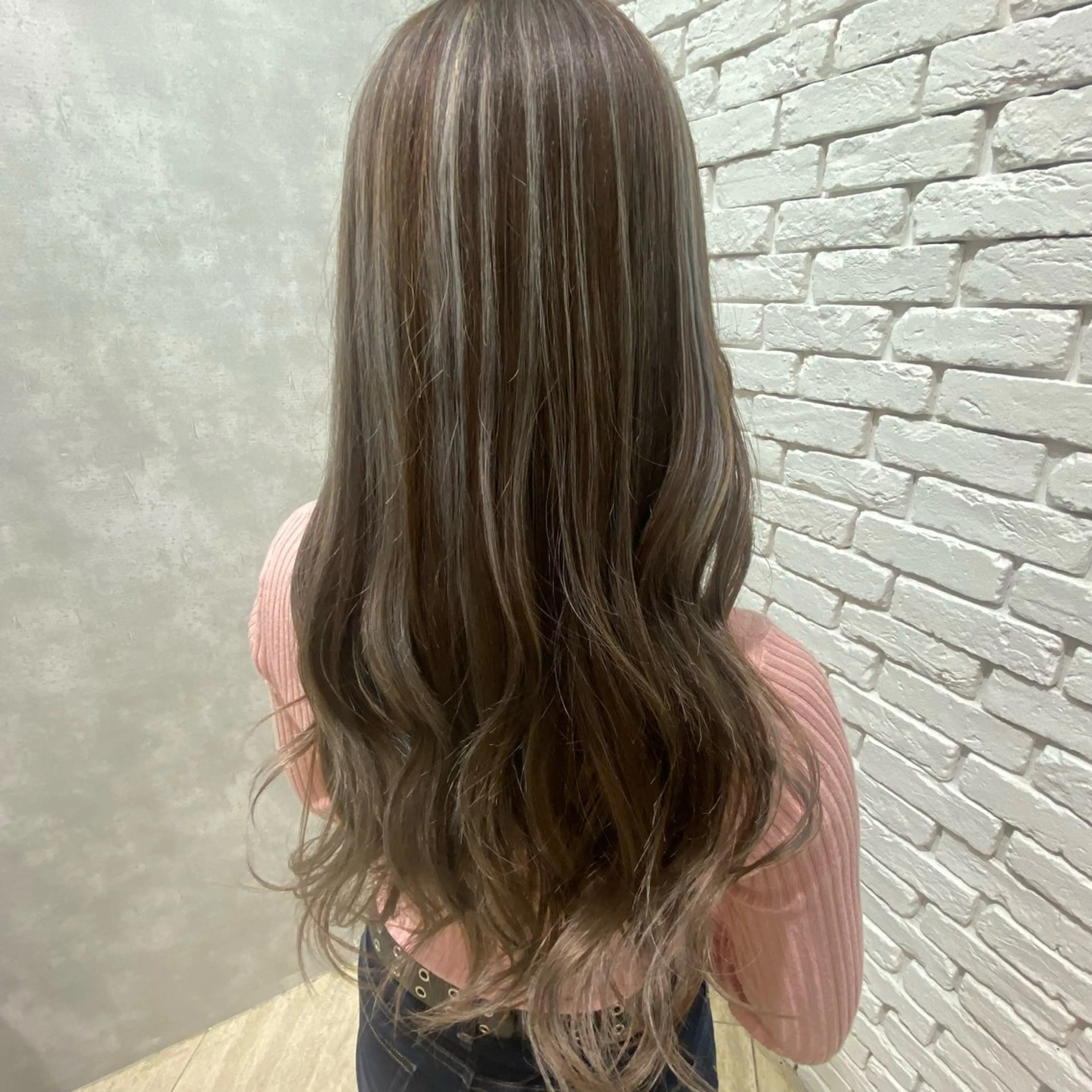 セミロング ヘアカラー ROSEL 沢津橋  楓のヘアスタイル