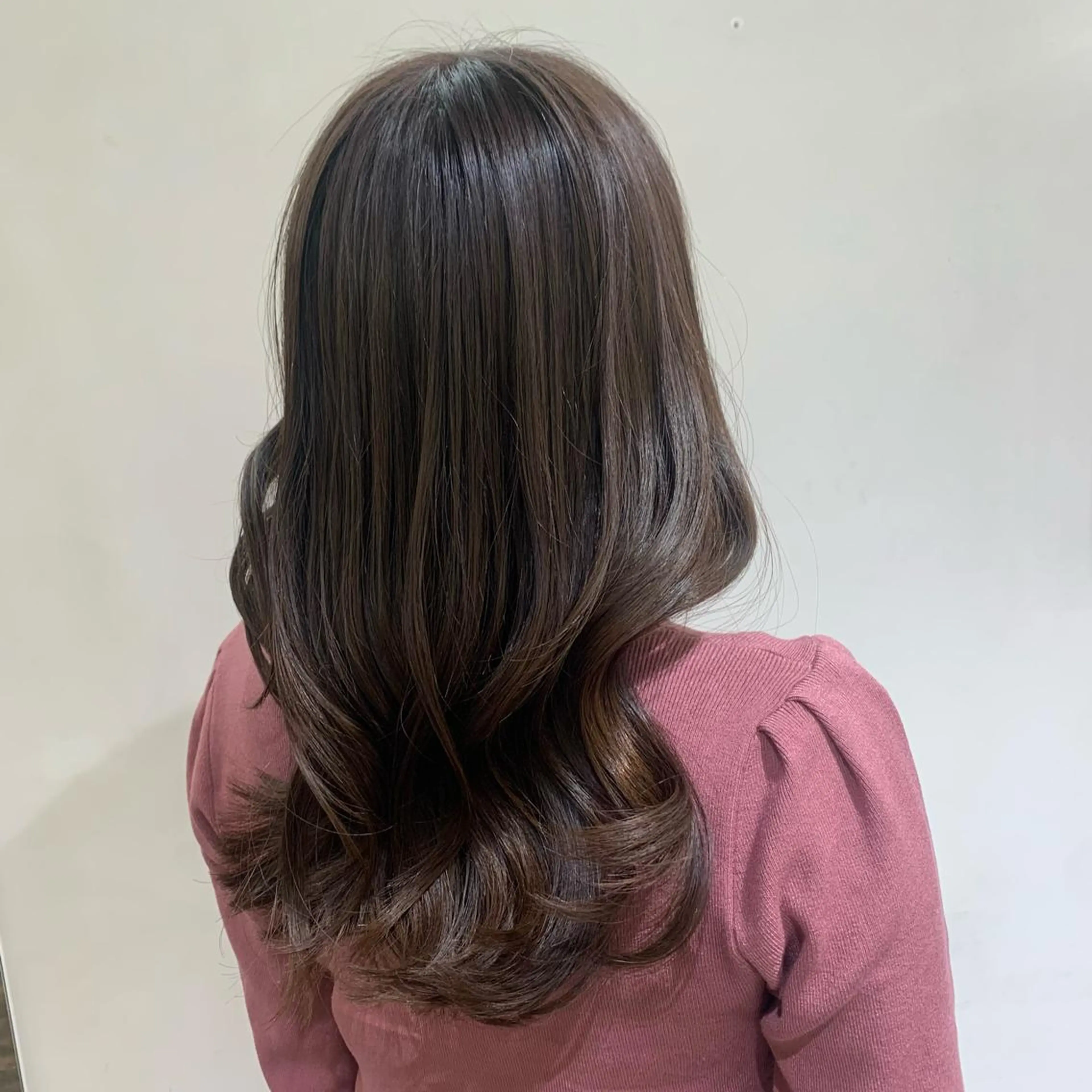 セミロング GO TODAY シェアサロン 銀座Arc店所属・デジタルパーマ🫧 韓国風ヘア🫧サクラのヘアスタイル