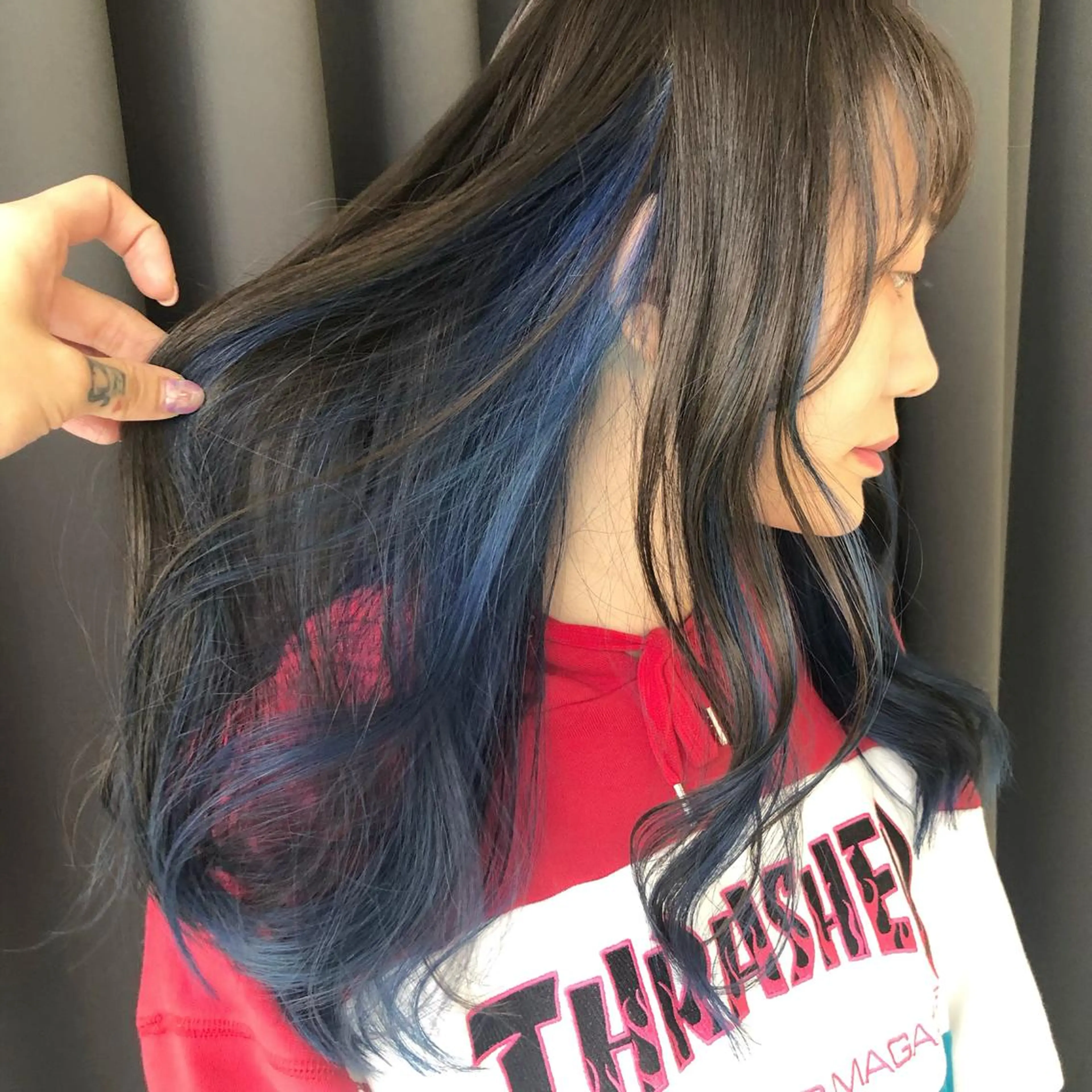 ロング カラー ブルーカラー インナーカラー ネイビーカラー ORIKA 美容室のヘアスタイル